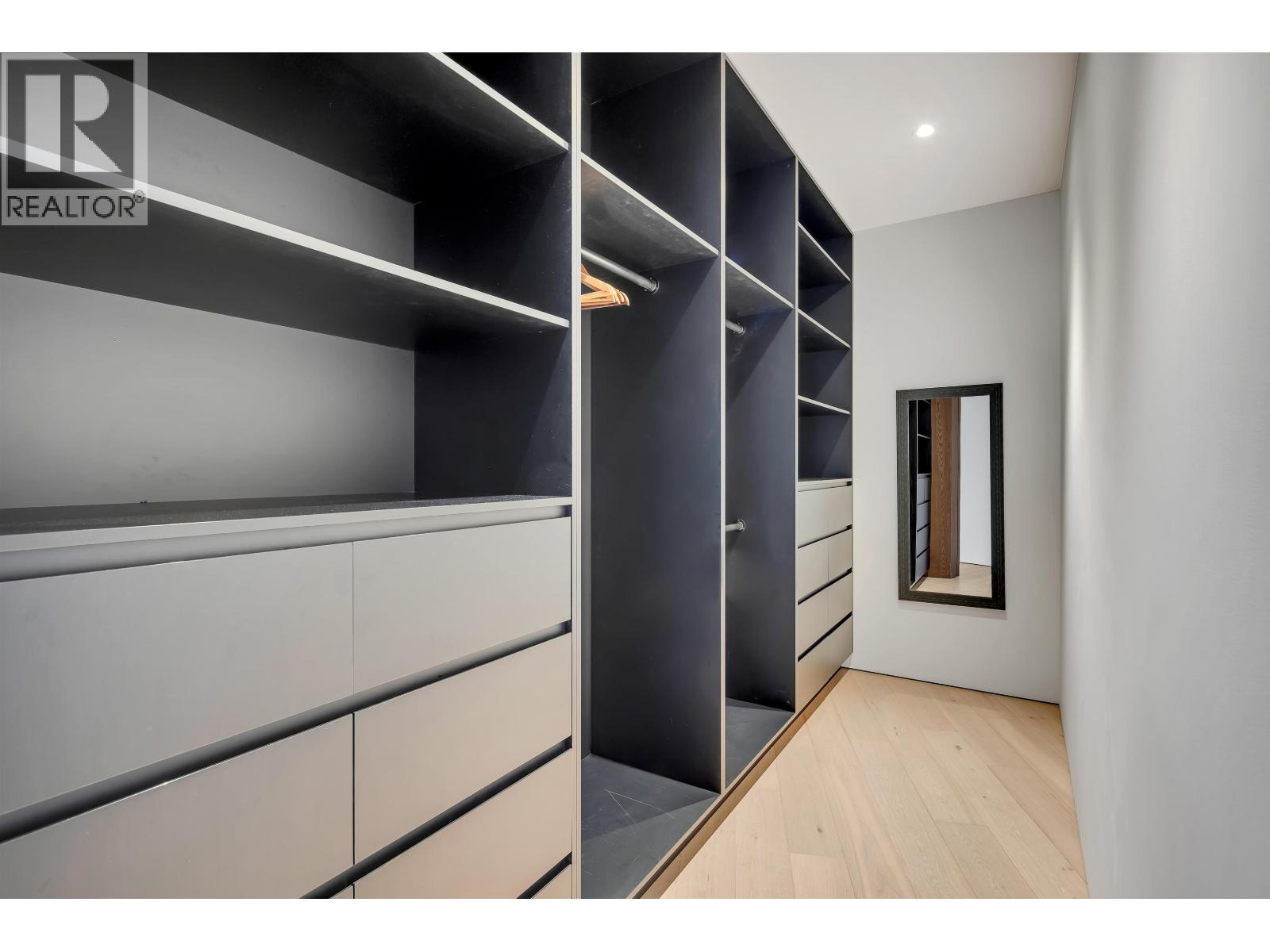 3565 FALCON CRESCENT, Whistler