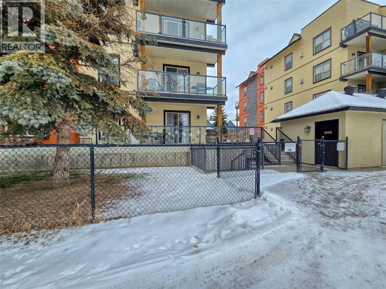 4874 STANLEY Street Unit# 2210, Radium Hot Springs