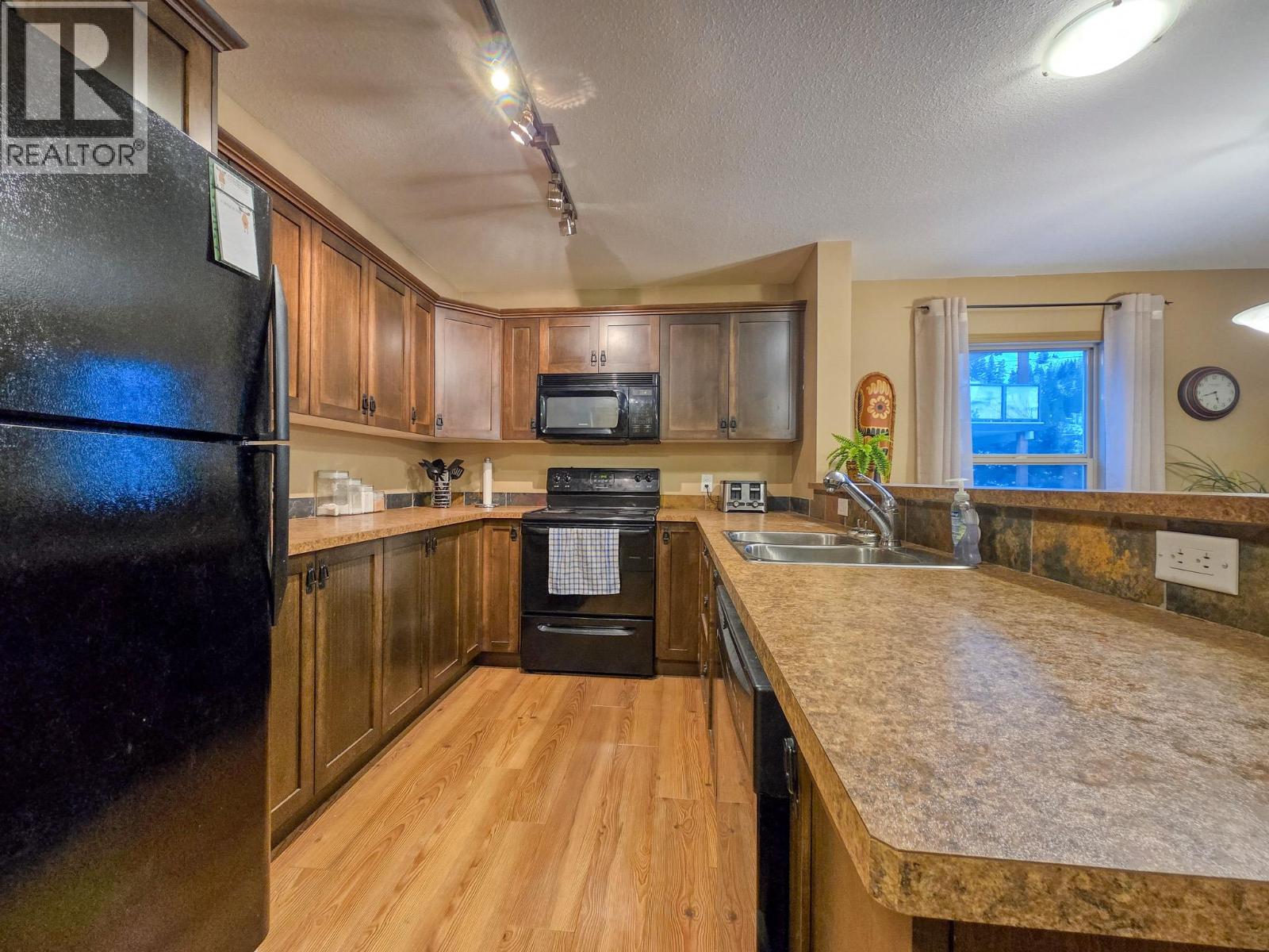 4874 STANLEY Street Unit# 2210, Radium Hot Springs