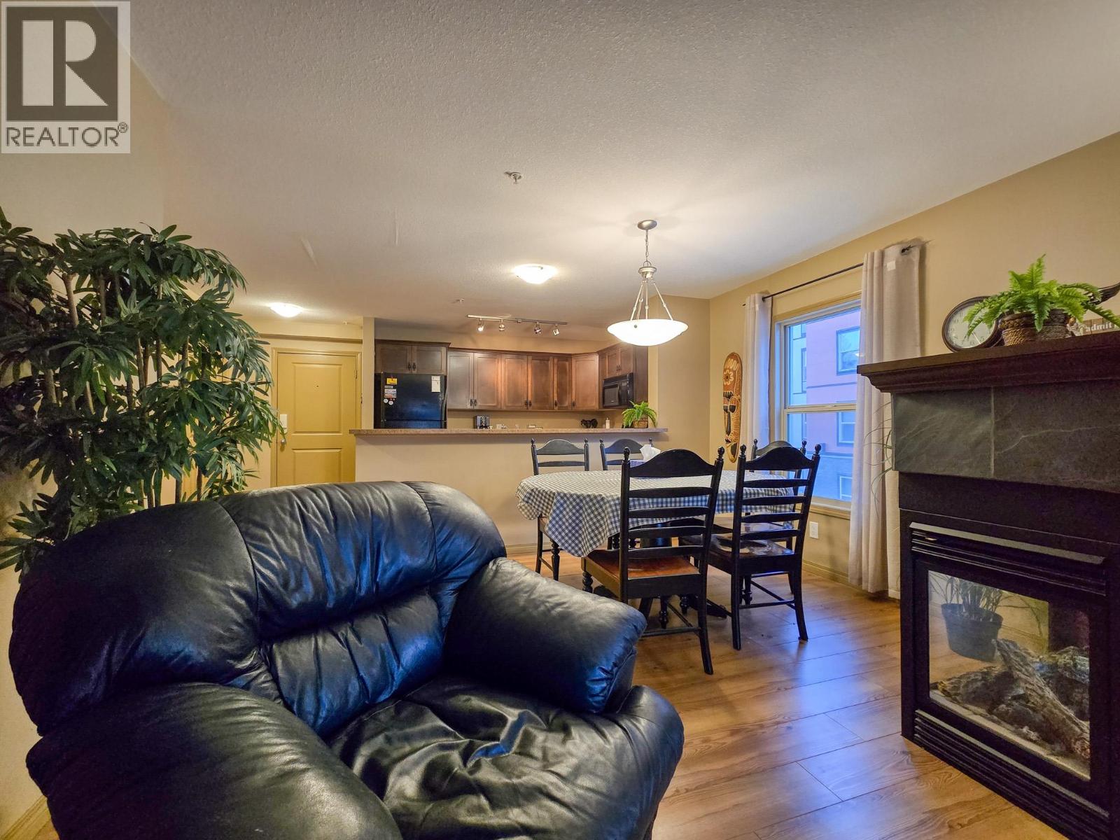 4874 STANLEY Street Unit# 2210, Radium Hot Springs