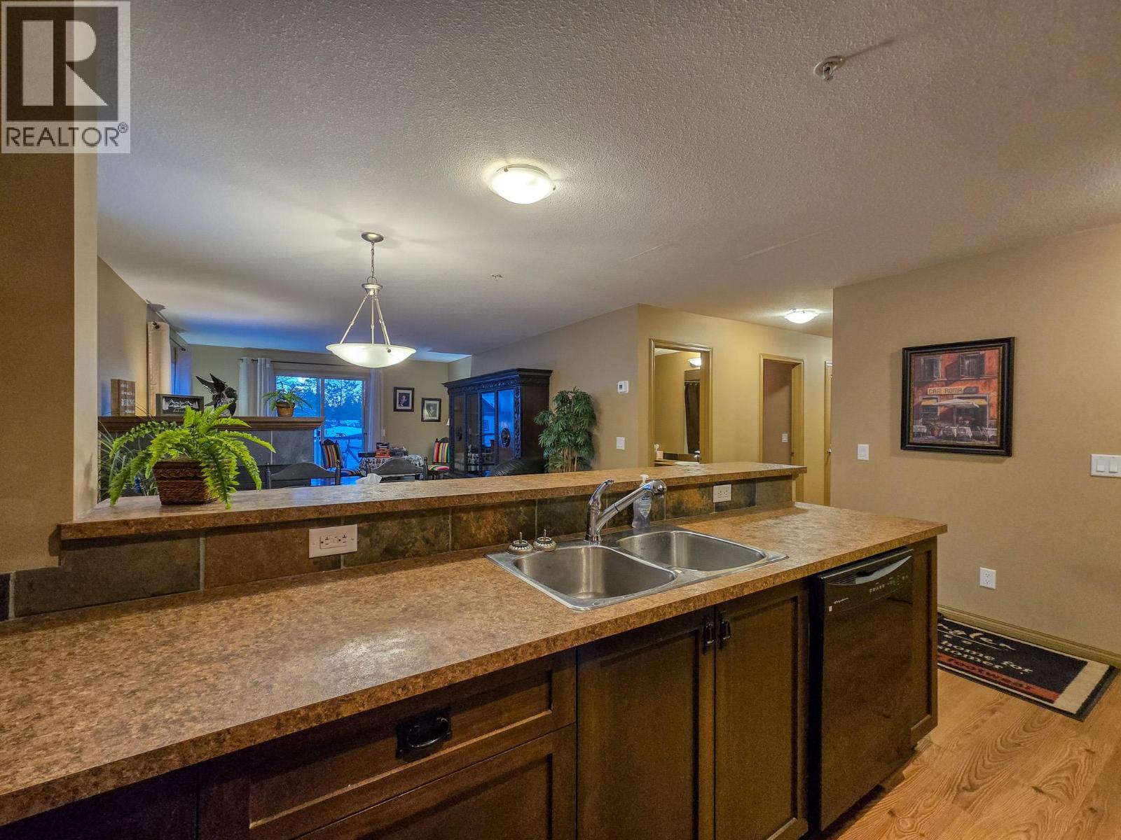 4874 STANLEY Street Unit# 2210, Radium Hot Springs