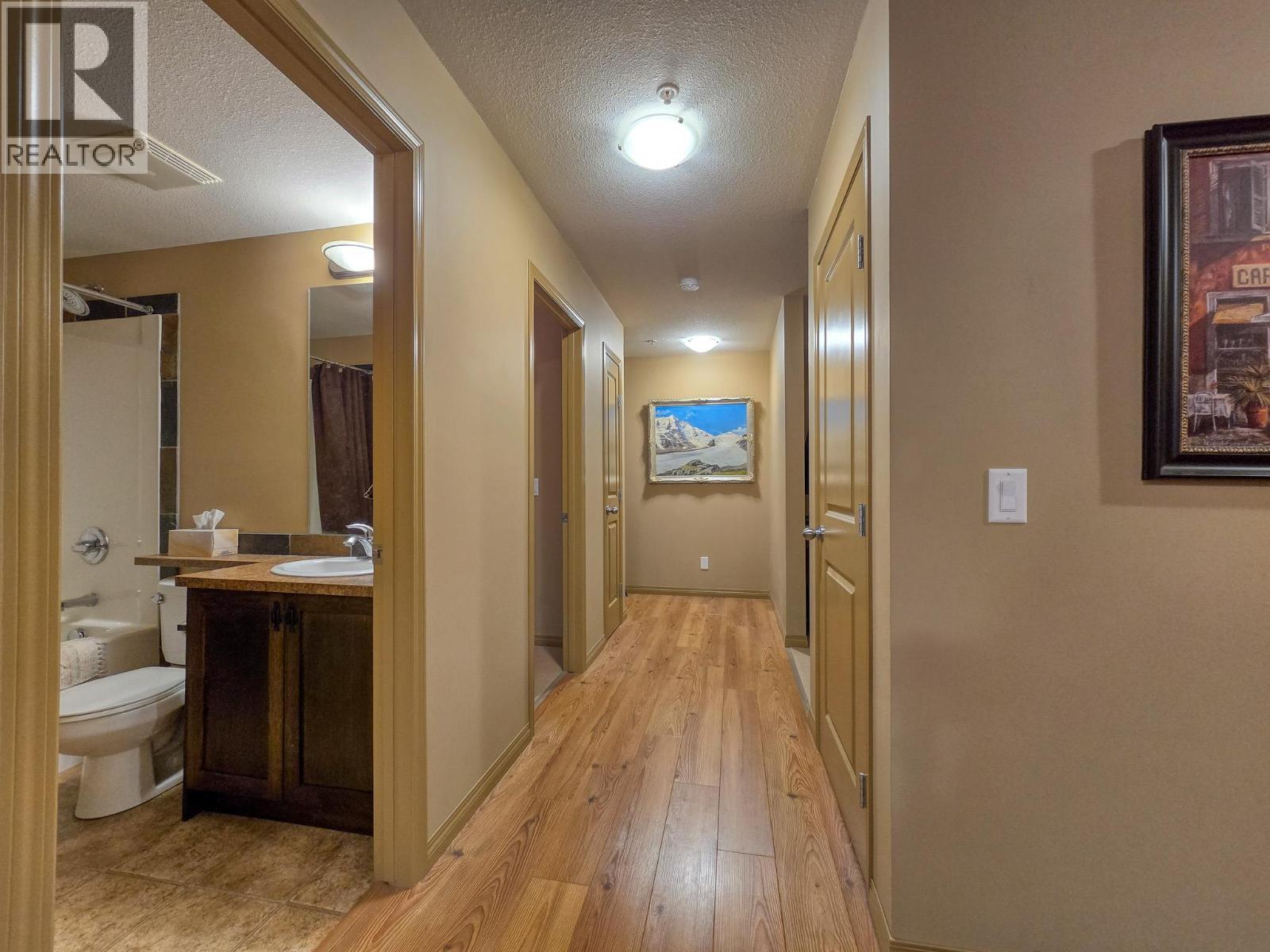 4874 STANLEY Street Unit# 2210, Radium Hot Springs