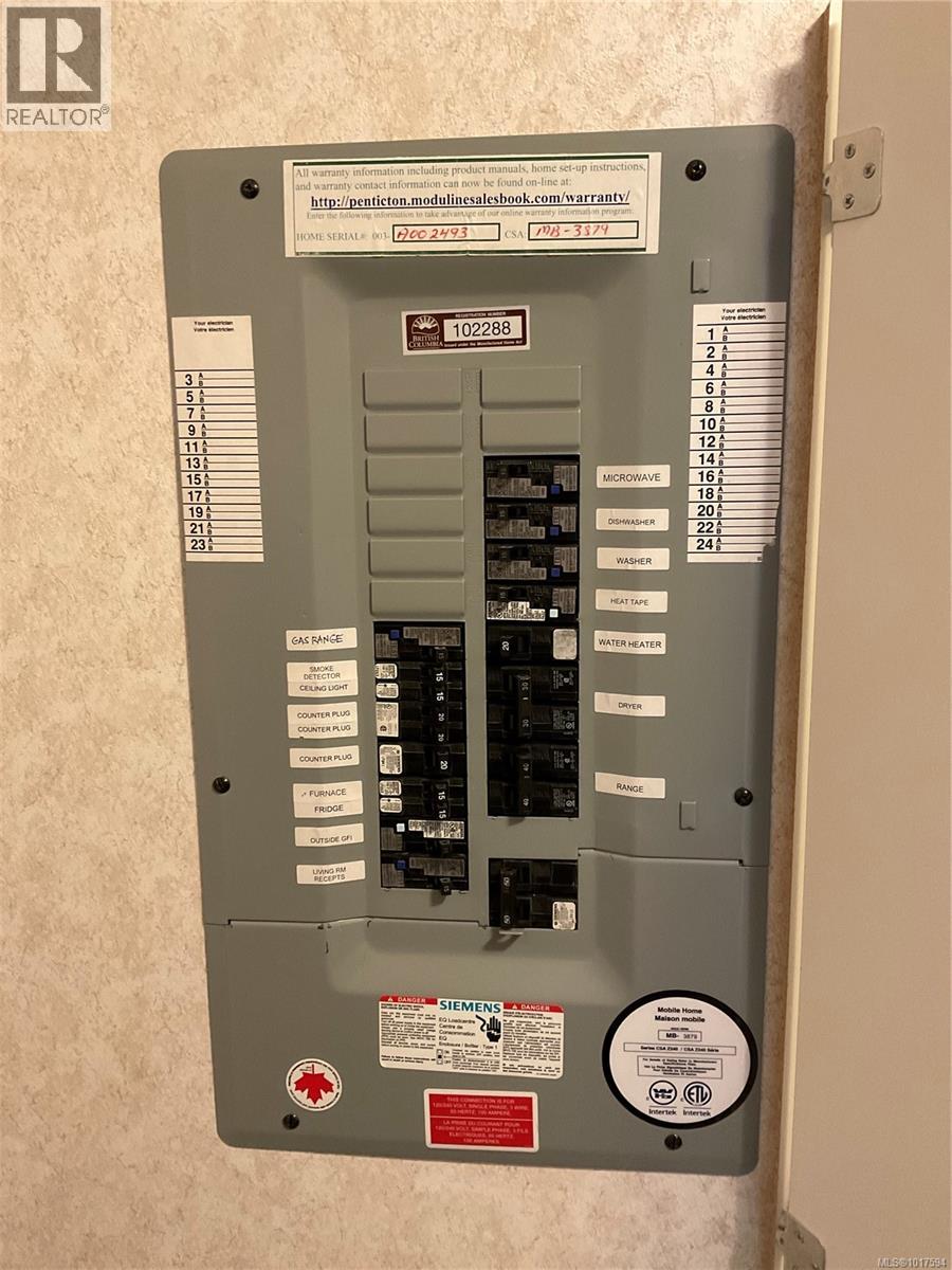 #3 1074 OLD VICTORIA RD - 43