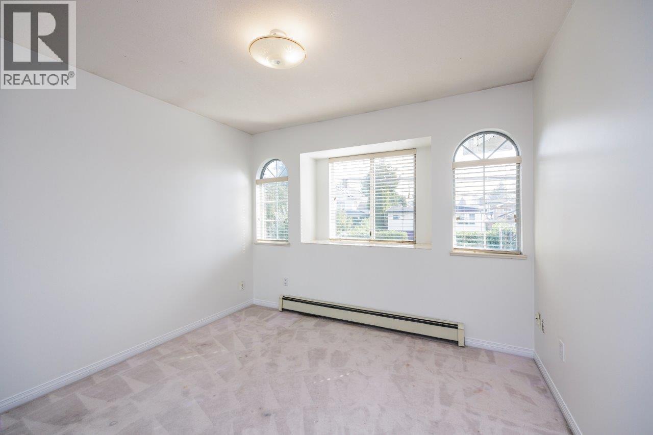 6865 SPERLING AVENUE, Burnaby