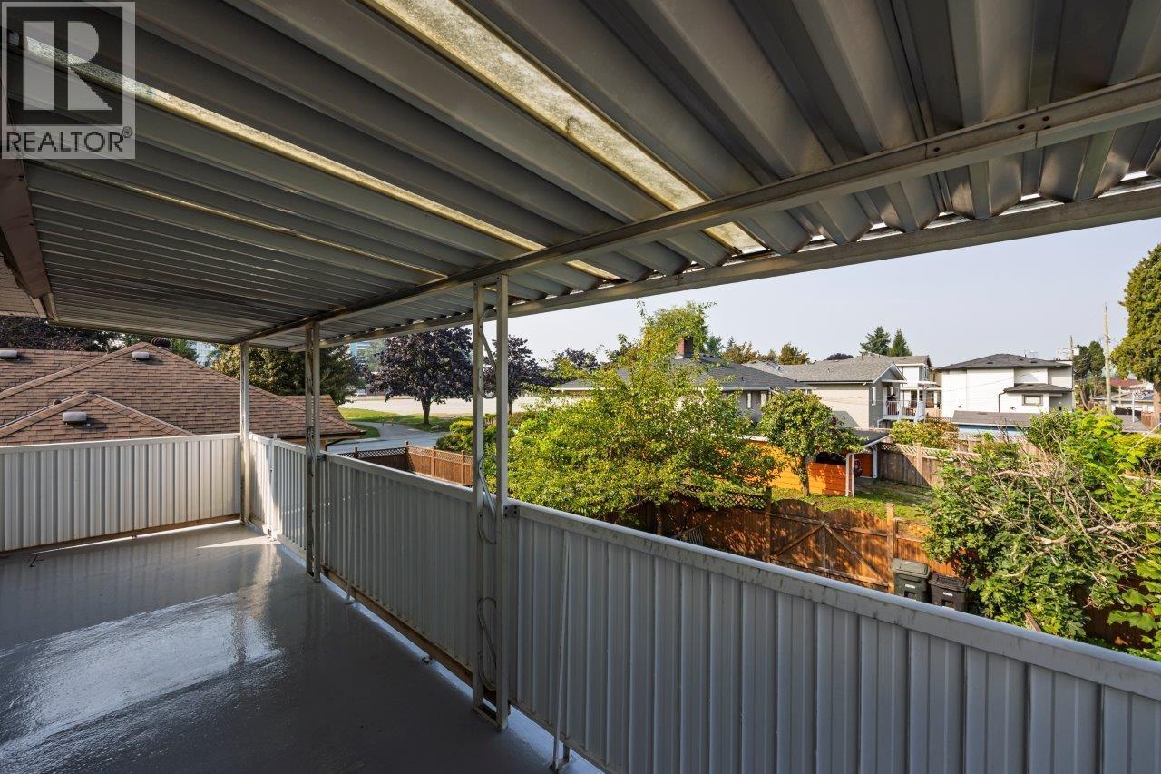 6865 SPERLING AVENUE, Burnaby