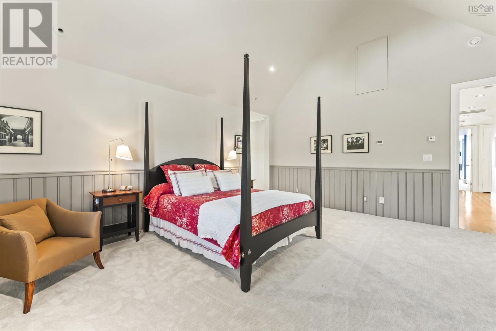 Property 29 of 44 of 604 Middle Road