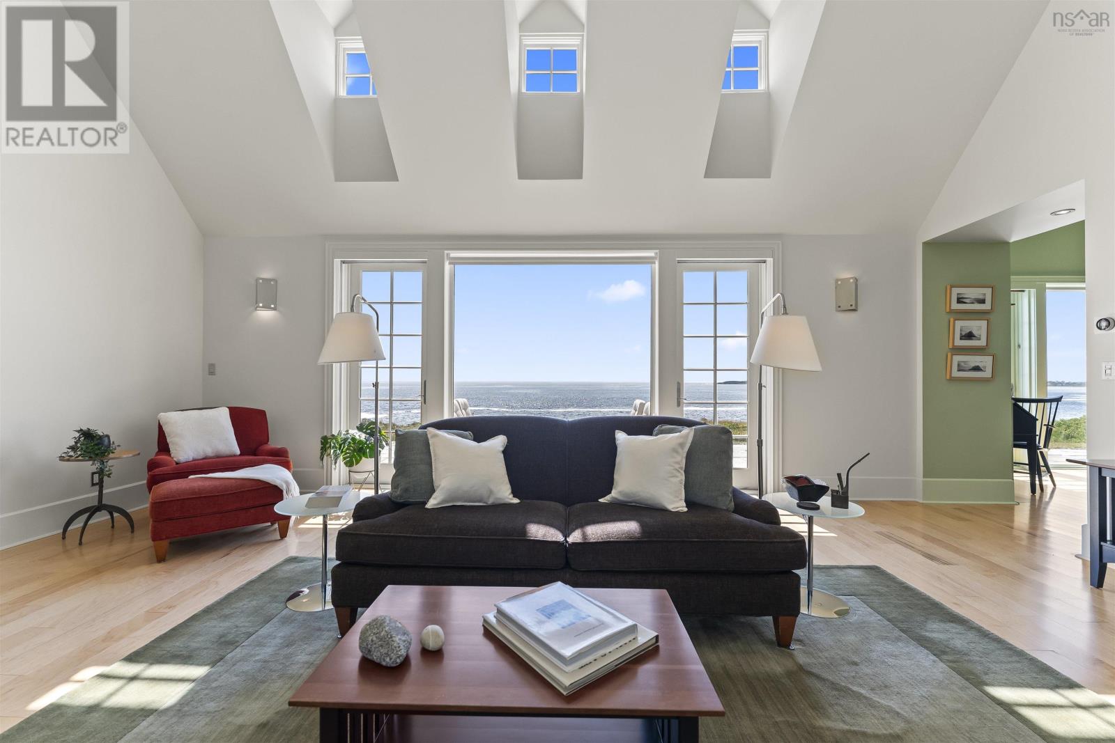 Property 7 of 44 of 604 Middle Road