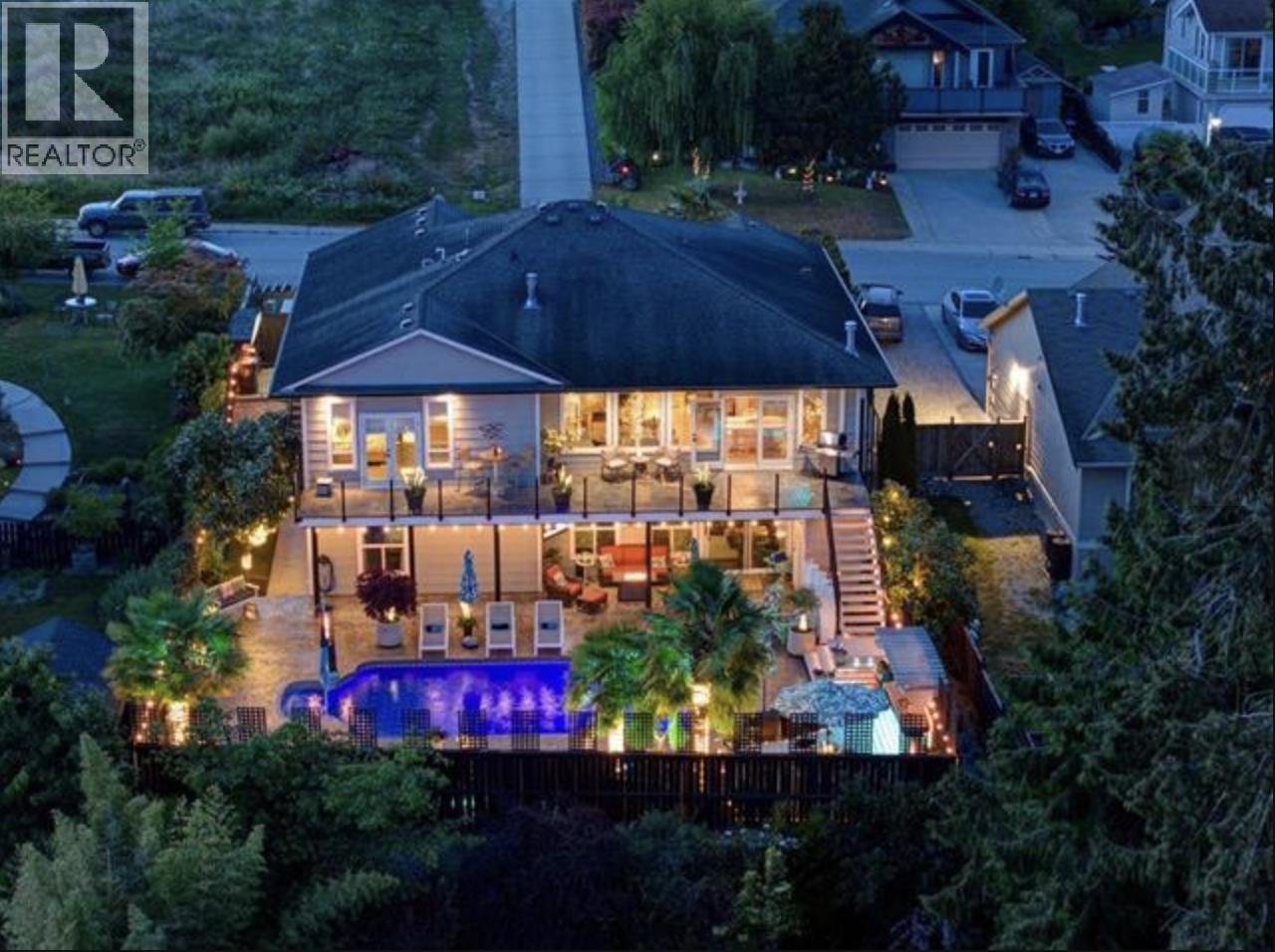 6369 JASPER ROAD, Sechelt