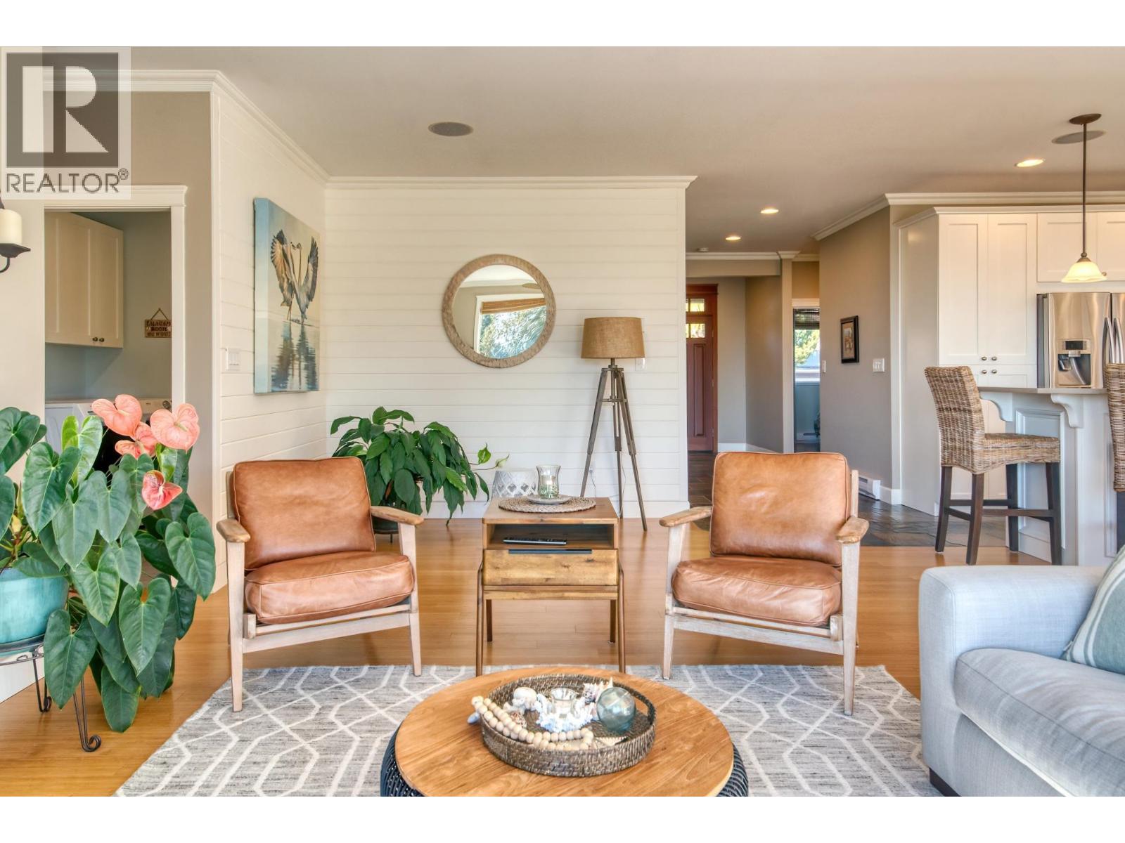 6369 JASPER ROAD, Sechelt