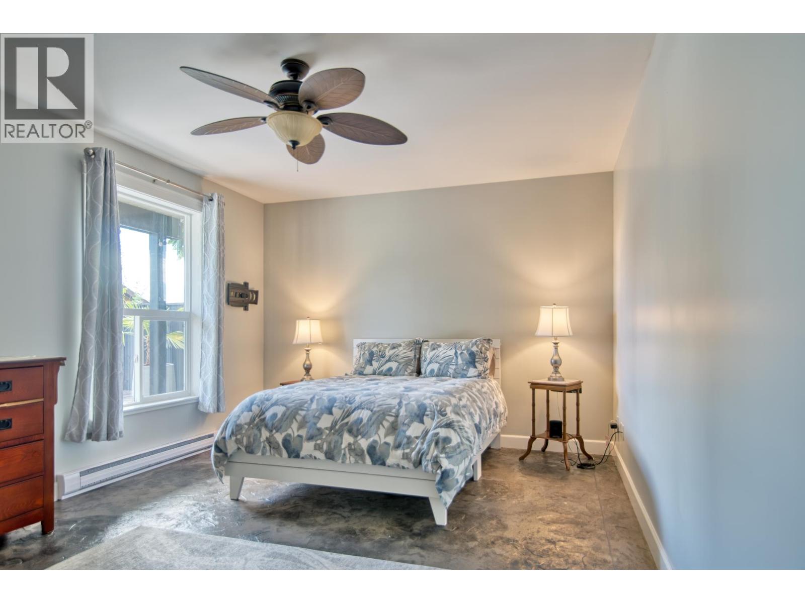 6369 JASPER ROAD, Sechelt