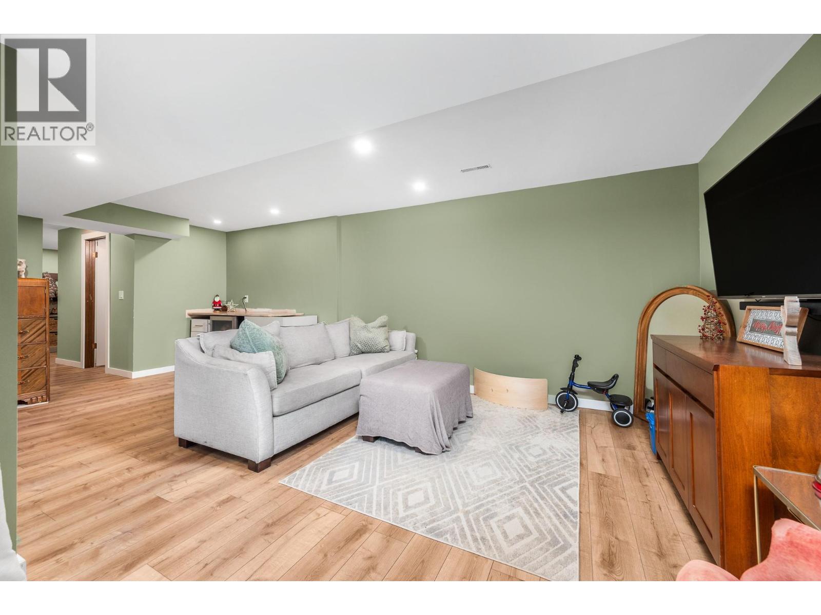 6554 Orchard Hill Road, Vernon