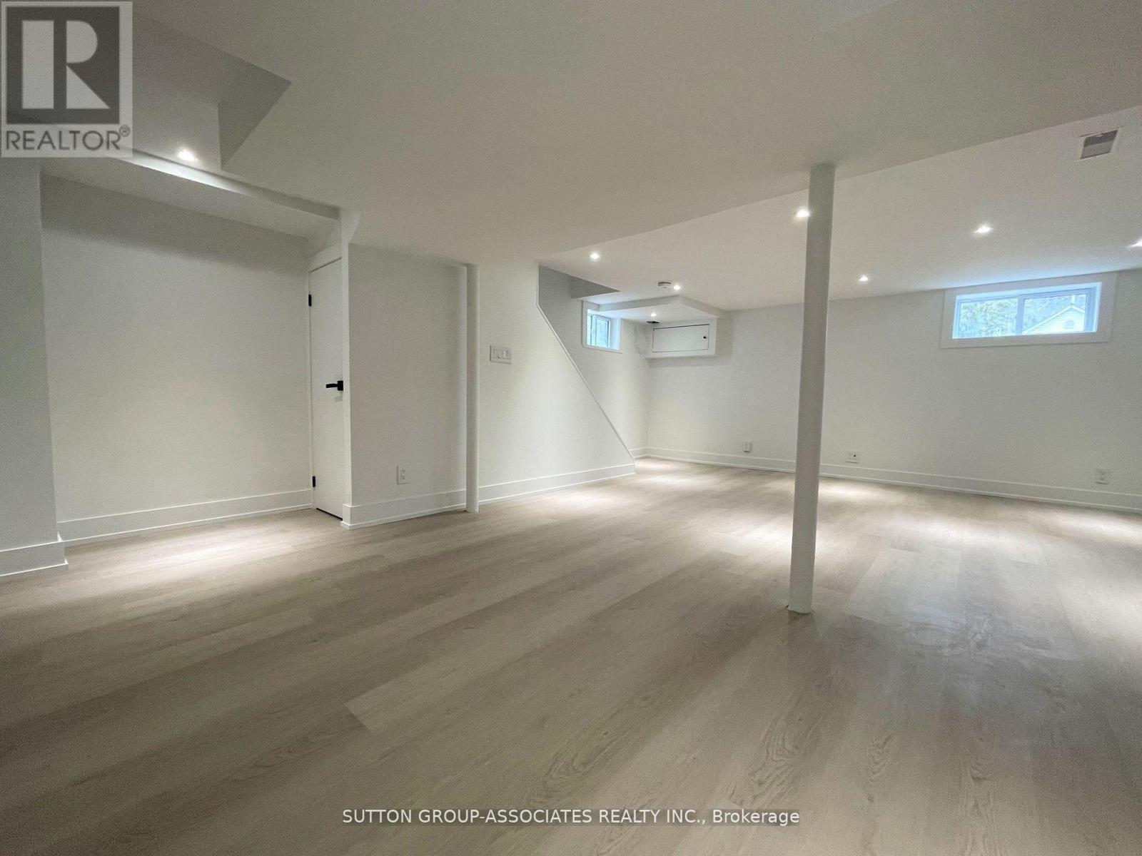 LOWER - 24 DUNRAVEN DRIVE - Photo 2 of 10, Toronto (Keelesdale-Eglinton West), Ontario