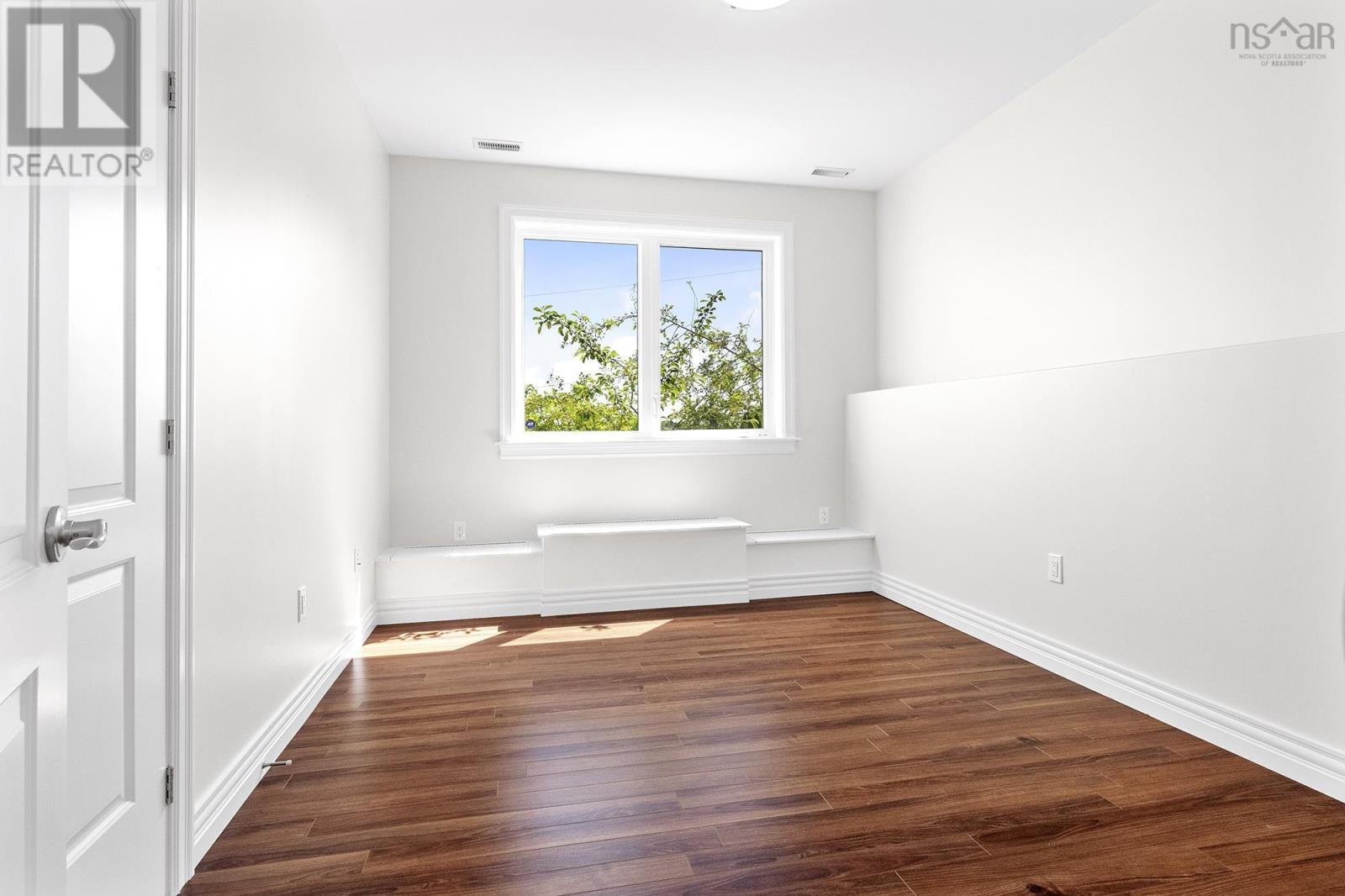 Property 23 of 51 of 1 B Millview Avenue