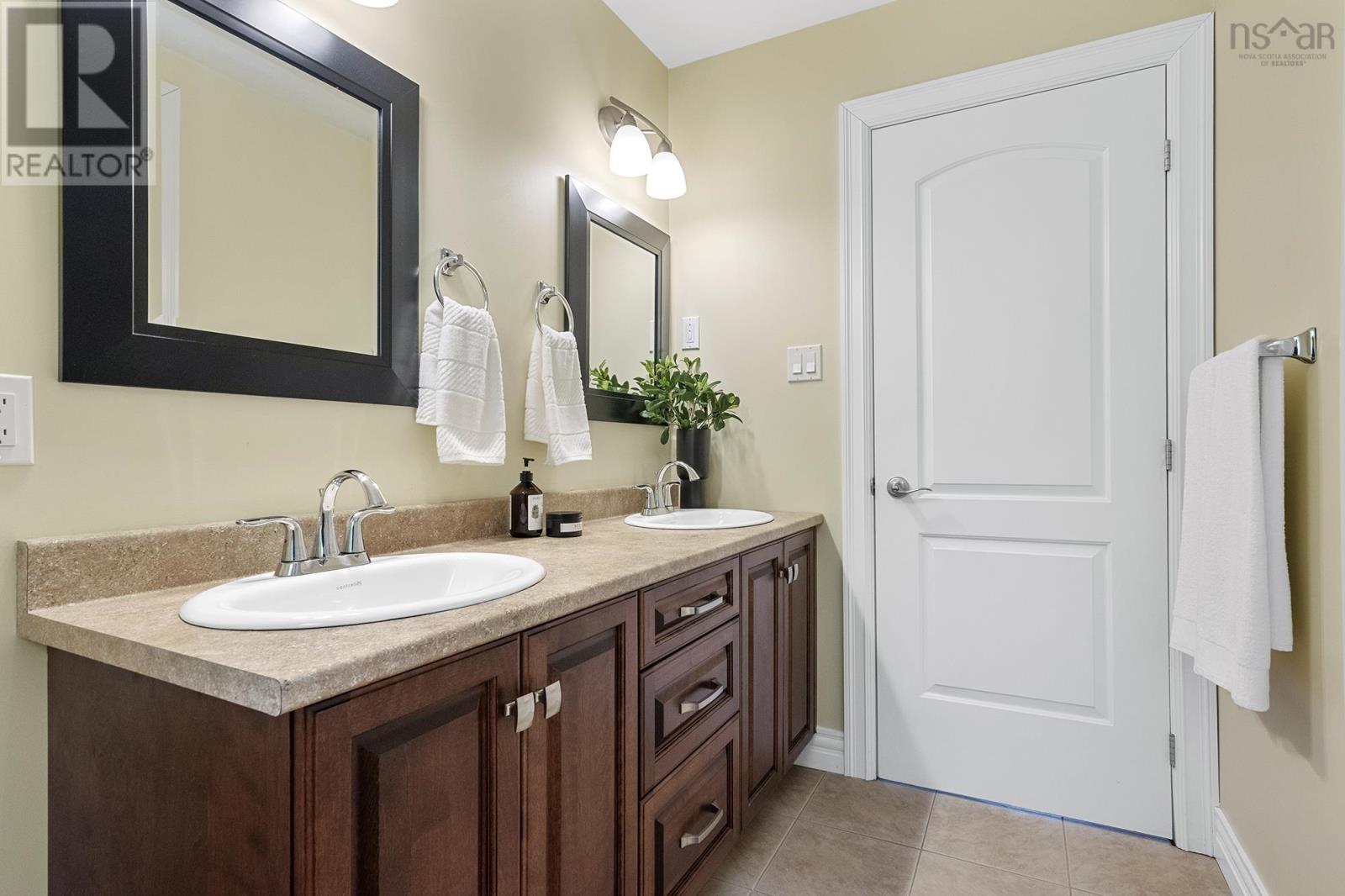 Property 32 of 51 of 1 B Millview Avenue