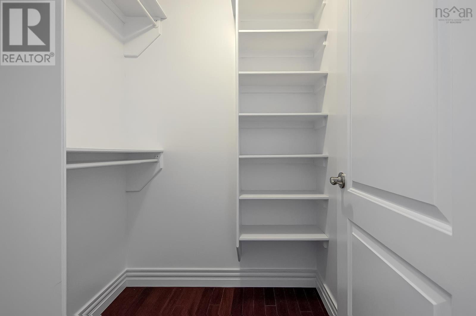 Property 43 of 51 of 1 B Millview Avenue