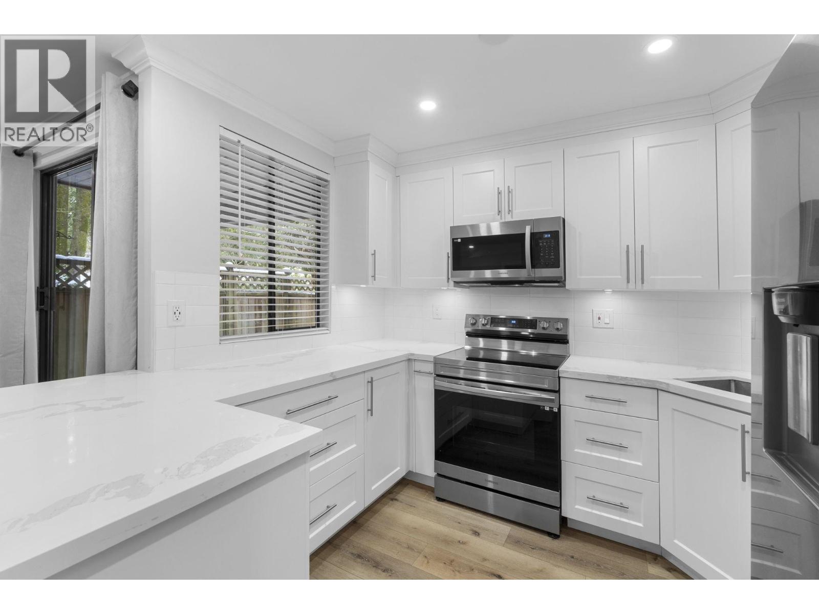 102 9152 SATURNA DRIVE, Burnaby