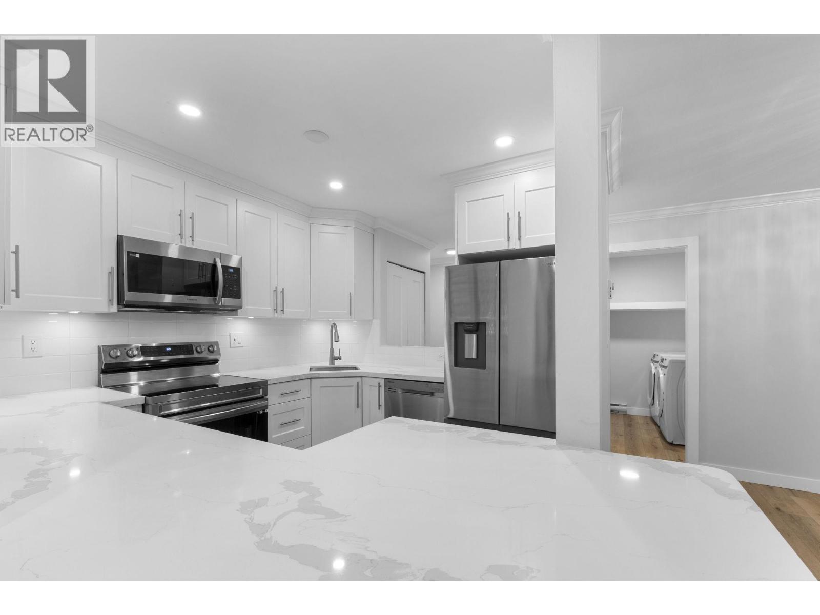 102 9152 SATURNA DRIVE, Burnaby