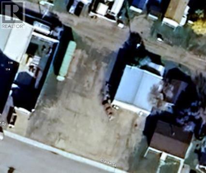 110 Clarke Street - Photo 2 of 12, Acme, Alberta