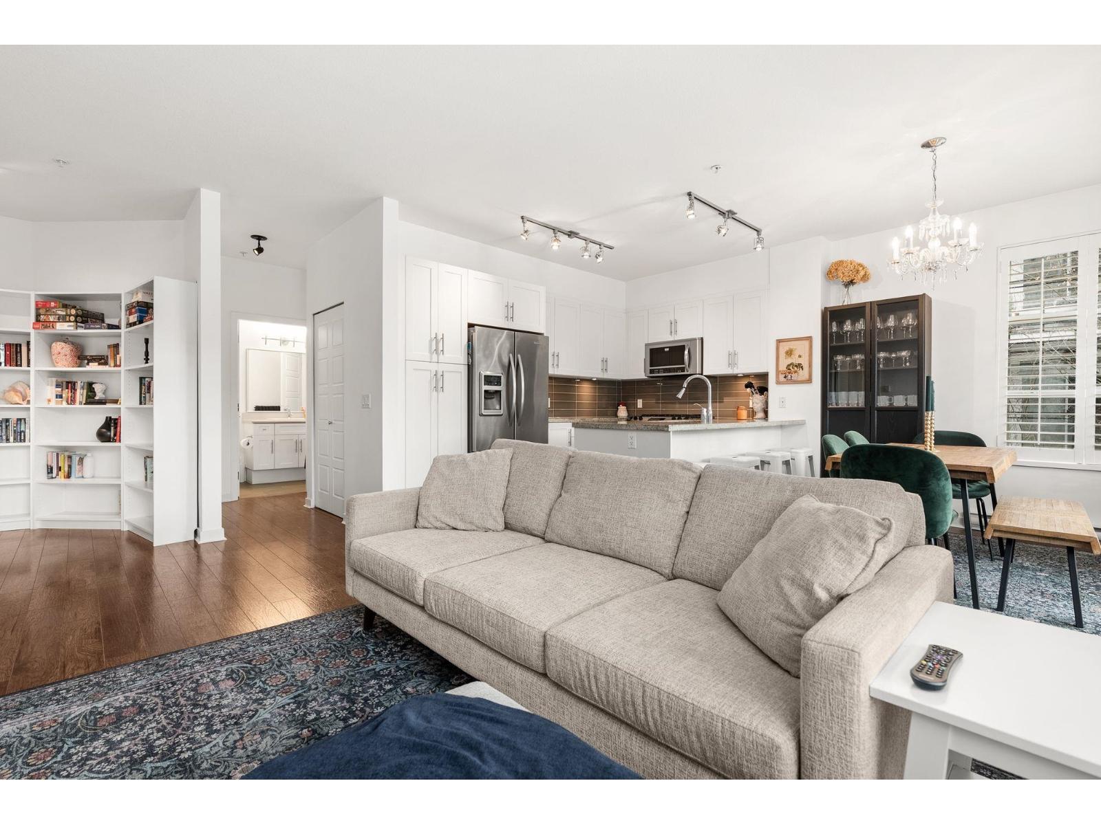 203 23255 BILLY BROWN ROAD, Langley