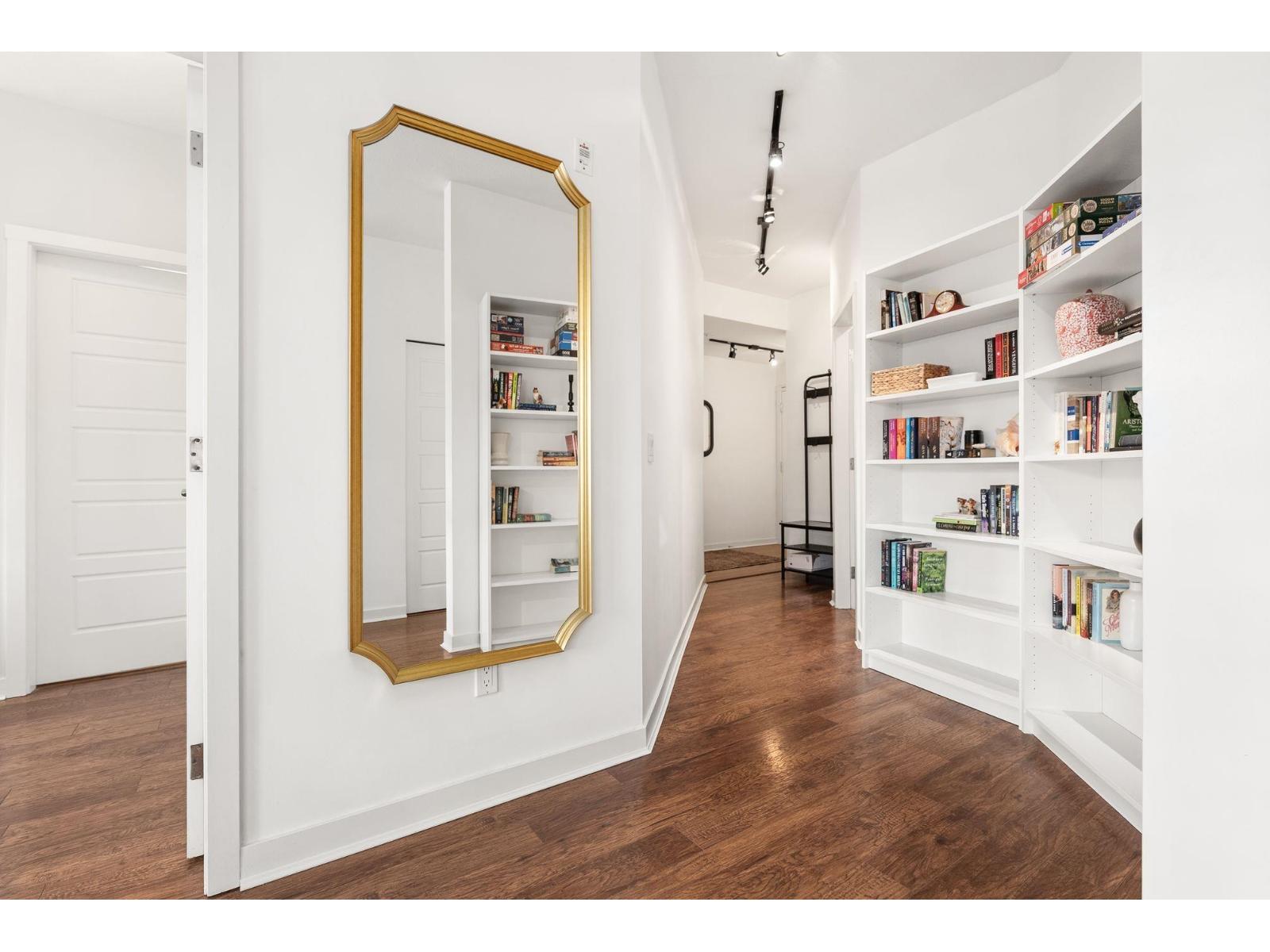 203 23255 BILLY BROWN ROAD, Langley