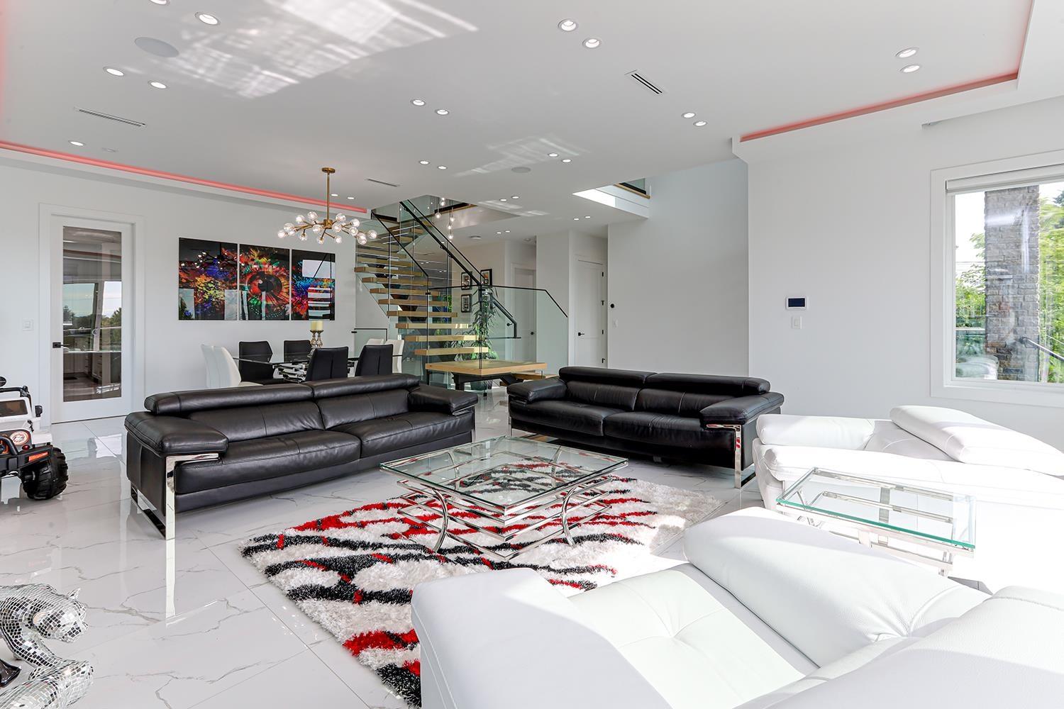 5920 181 STREET - Photo 4 of 40, Surrey, British Columbia