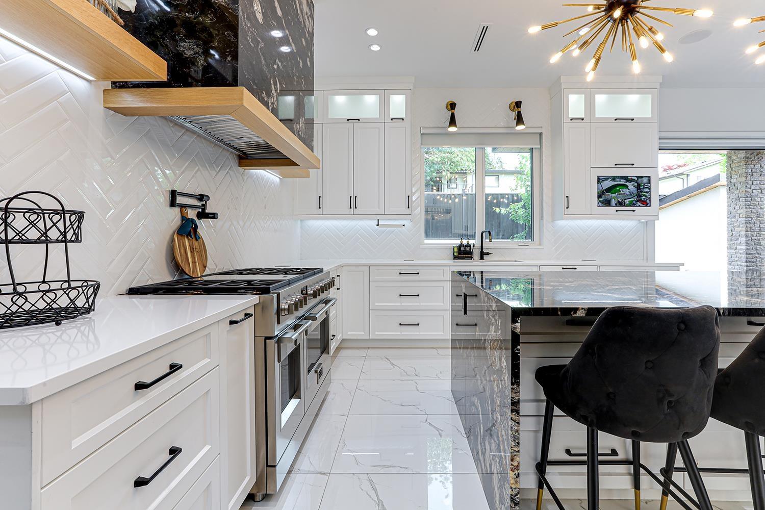 5920 181 STREET, Surrey