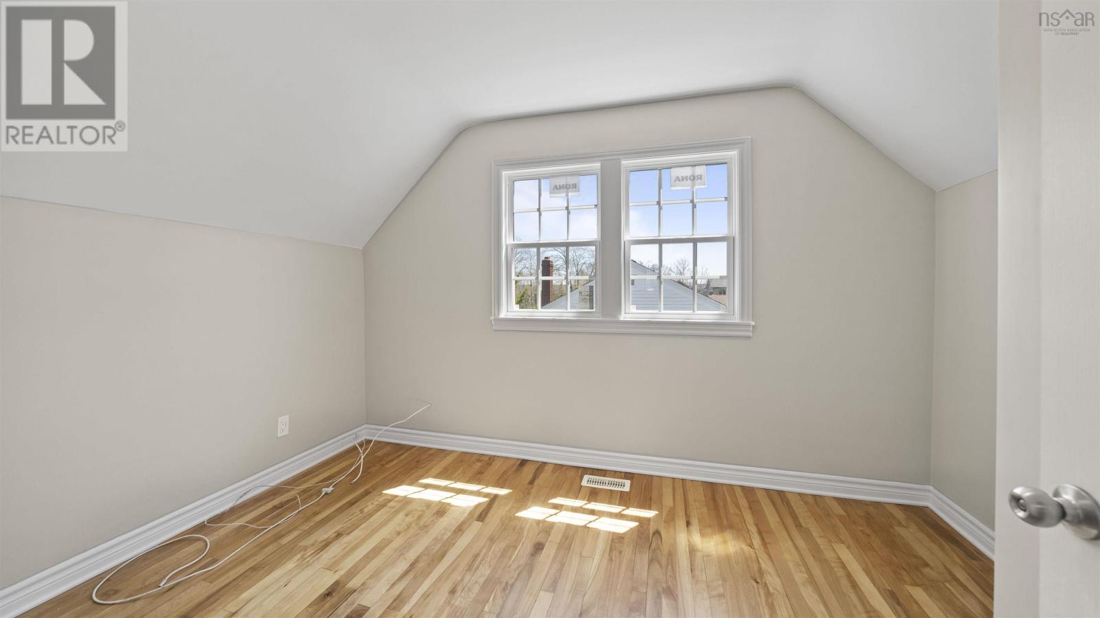 Property 22 of 30 of 6 Birchfield Crescent