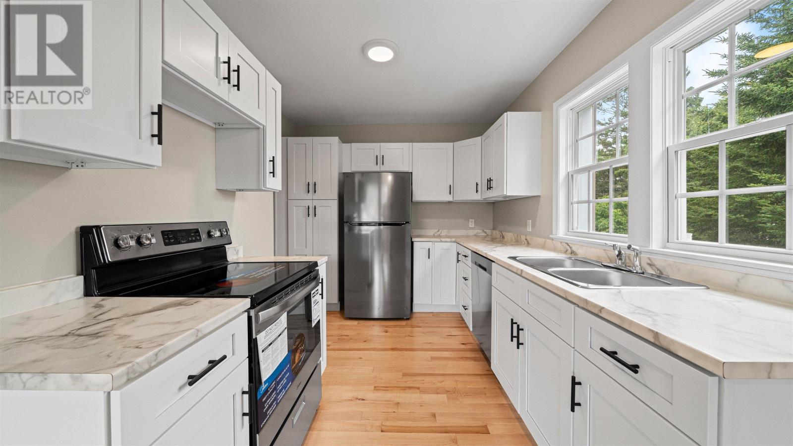 Property 11 of 30 of 6 Birchfield Crescent