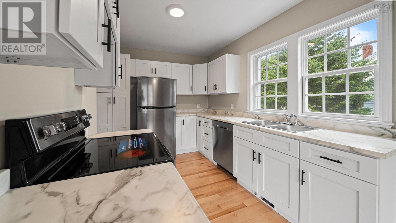 Property 12 of 30 of 6 Birchfield Crescent