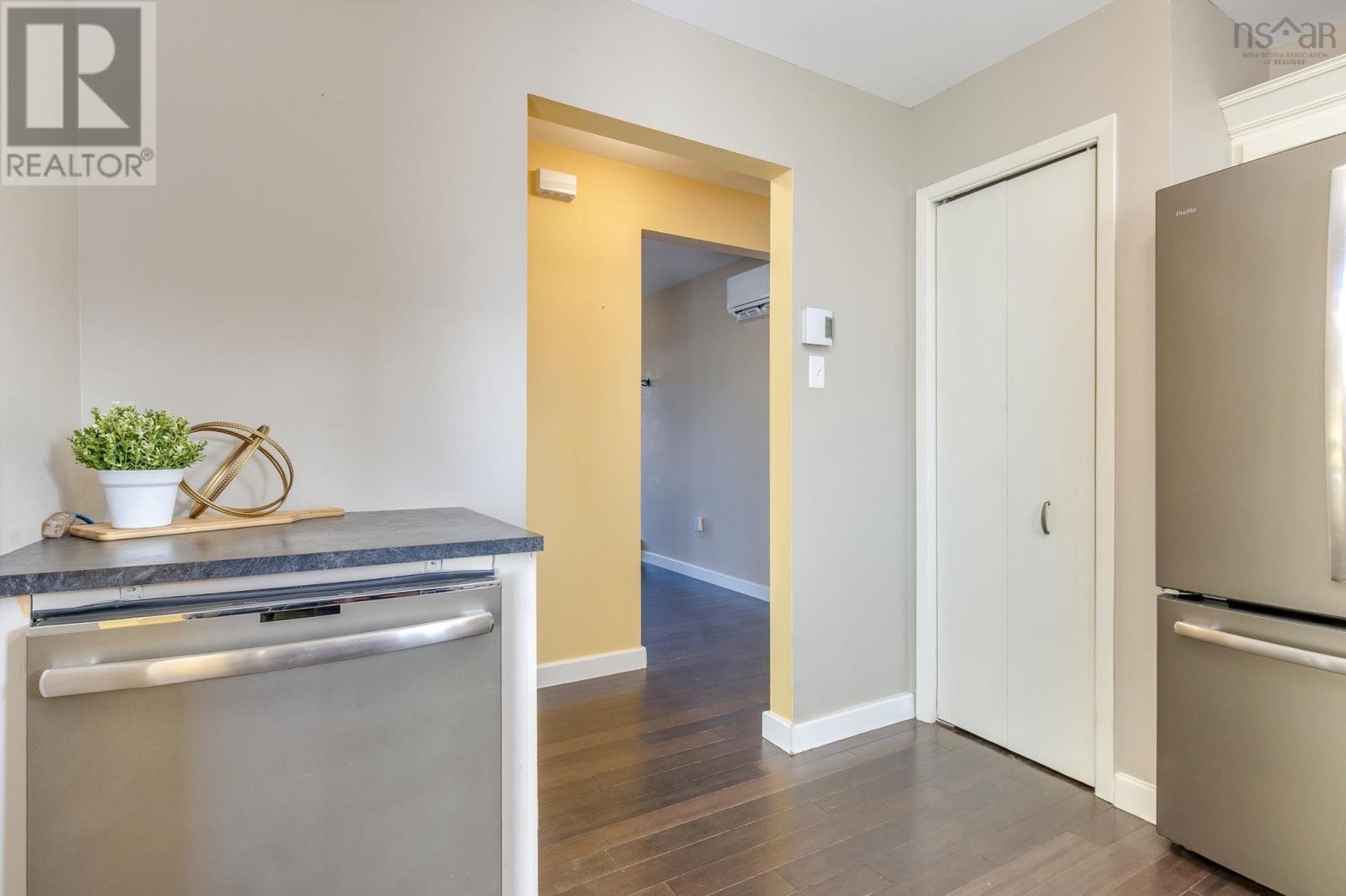 Property 11 of 40 of 88 Merrimac Drive