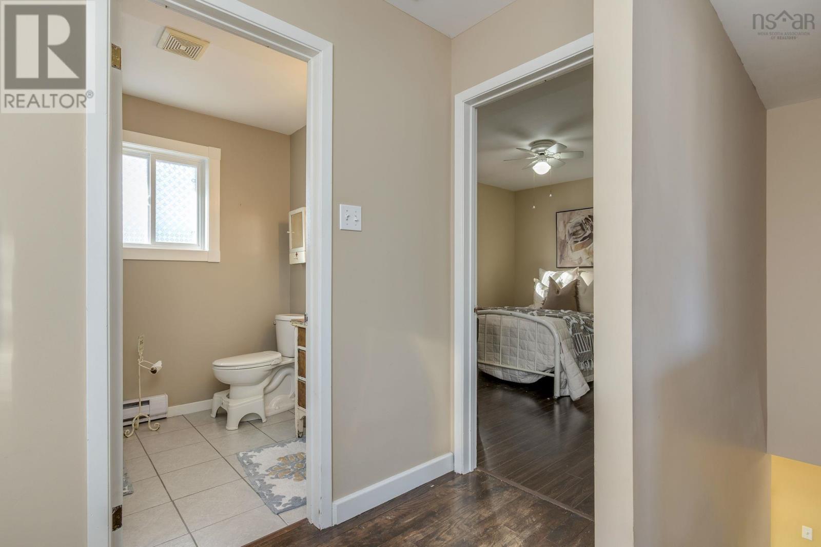 Property 25 of 40 of 88 Merrimac Drive