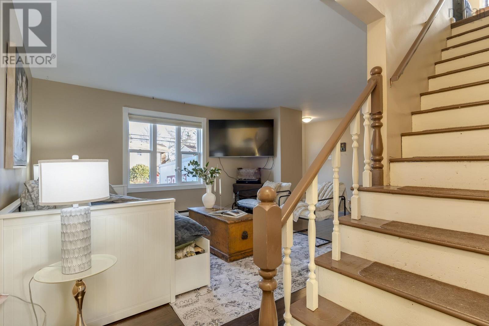 Property 22 of 40 of 88 Merrimac Drive