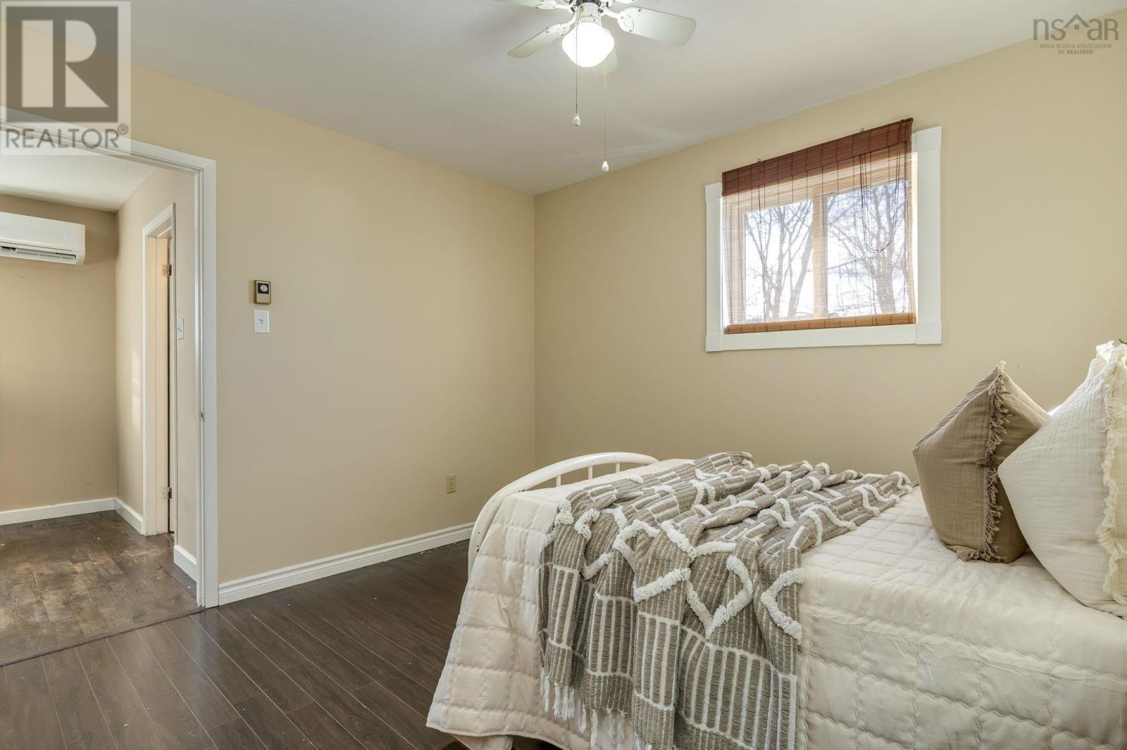 Property 33 of 40 of 88 Merrimac Drive