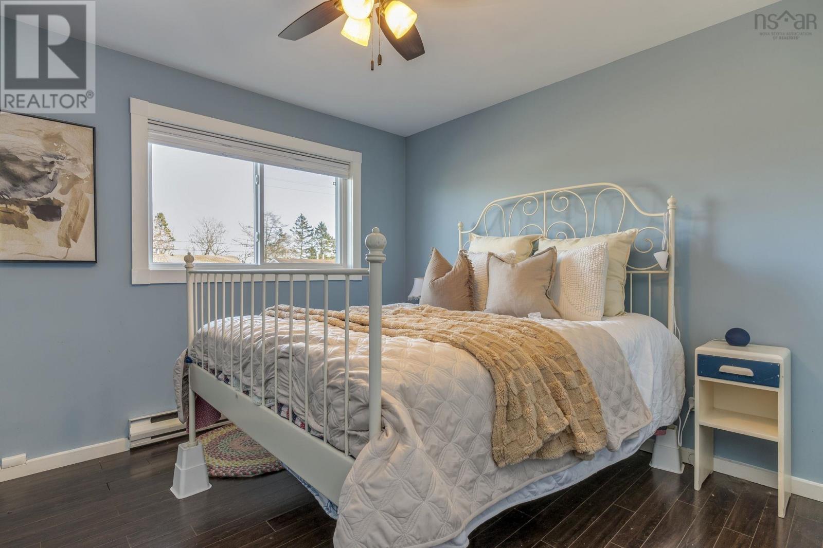 Property 30 of 40 of 88 Merrimac Drive