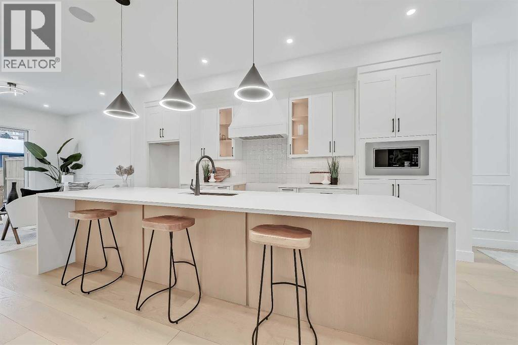 Single Family House for Sale in   Avenue NE Renfrew Calgary 