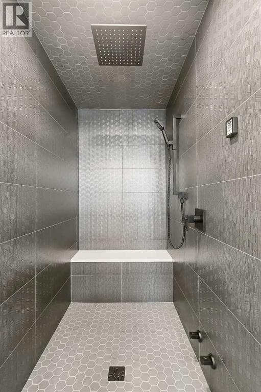 Single Family House for Sale in   Avenue NE Renfrew Calgary 