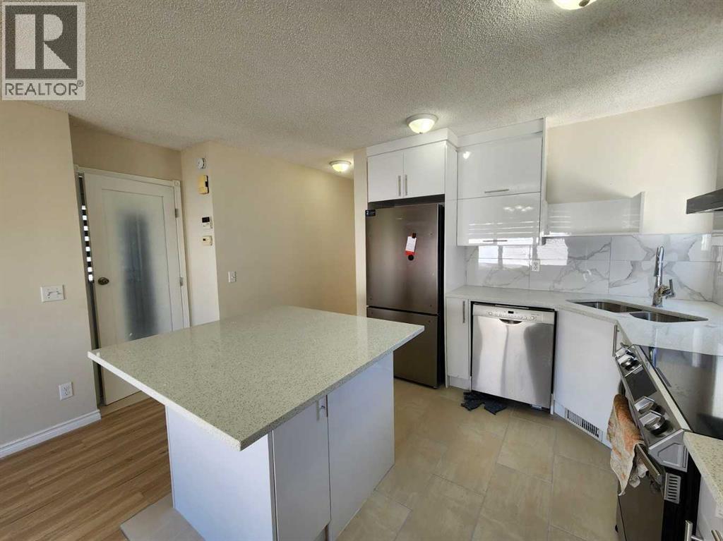 Single Family House for Sale in  Harvest Rose Circle NE Harvest Hills Calgary 