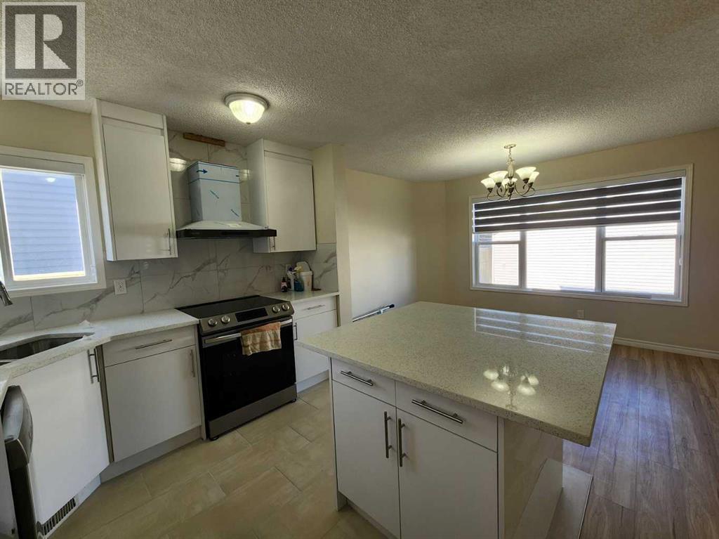 Single Family House for Sale in  Harvest Rose Circle NE Harvest Hills Calgary 