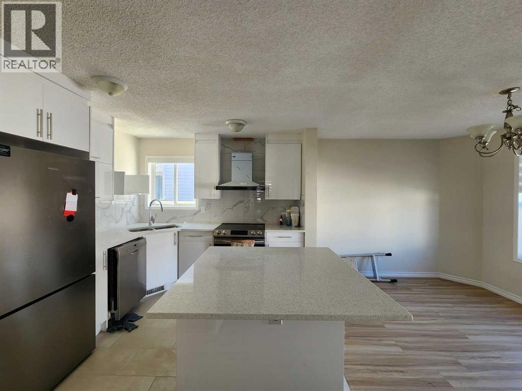 Single Family House for Sale in  Harvest Rose Circle NE Harvest Hills Calgary 