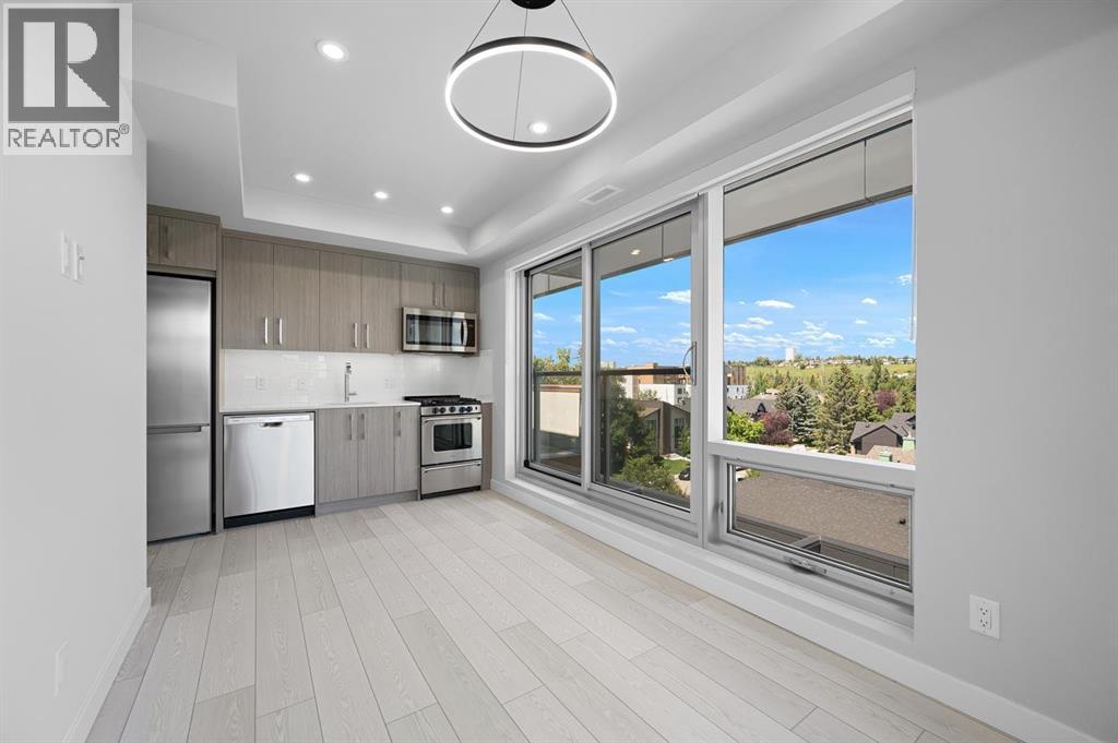 Single Family House for Sale in   A Street NW West Hillhurst Calgary 