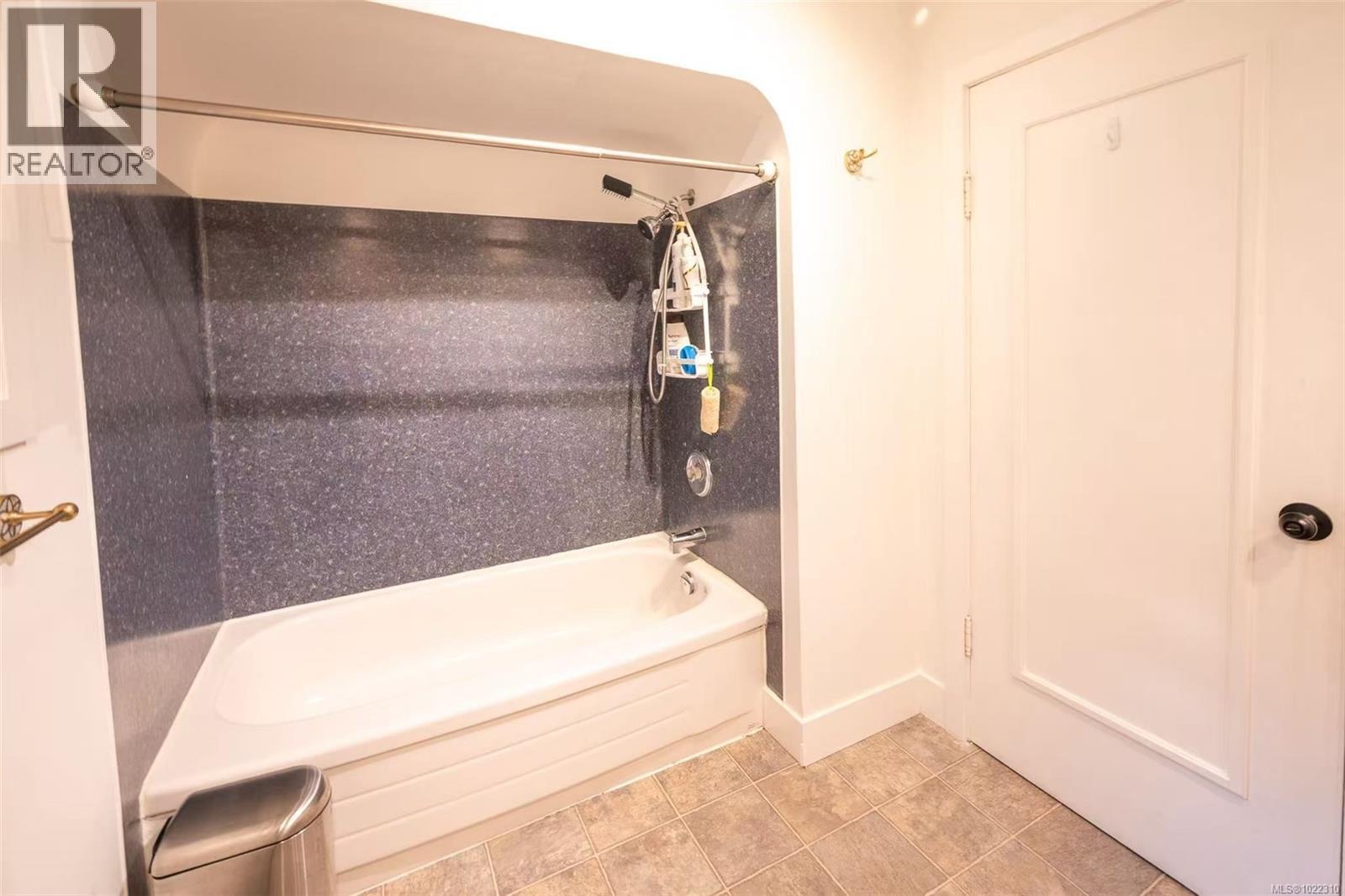 3956 Cedar Hill Cross Rd, Saanich