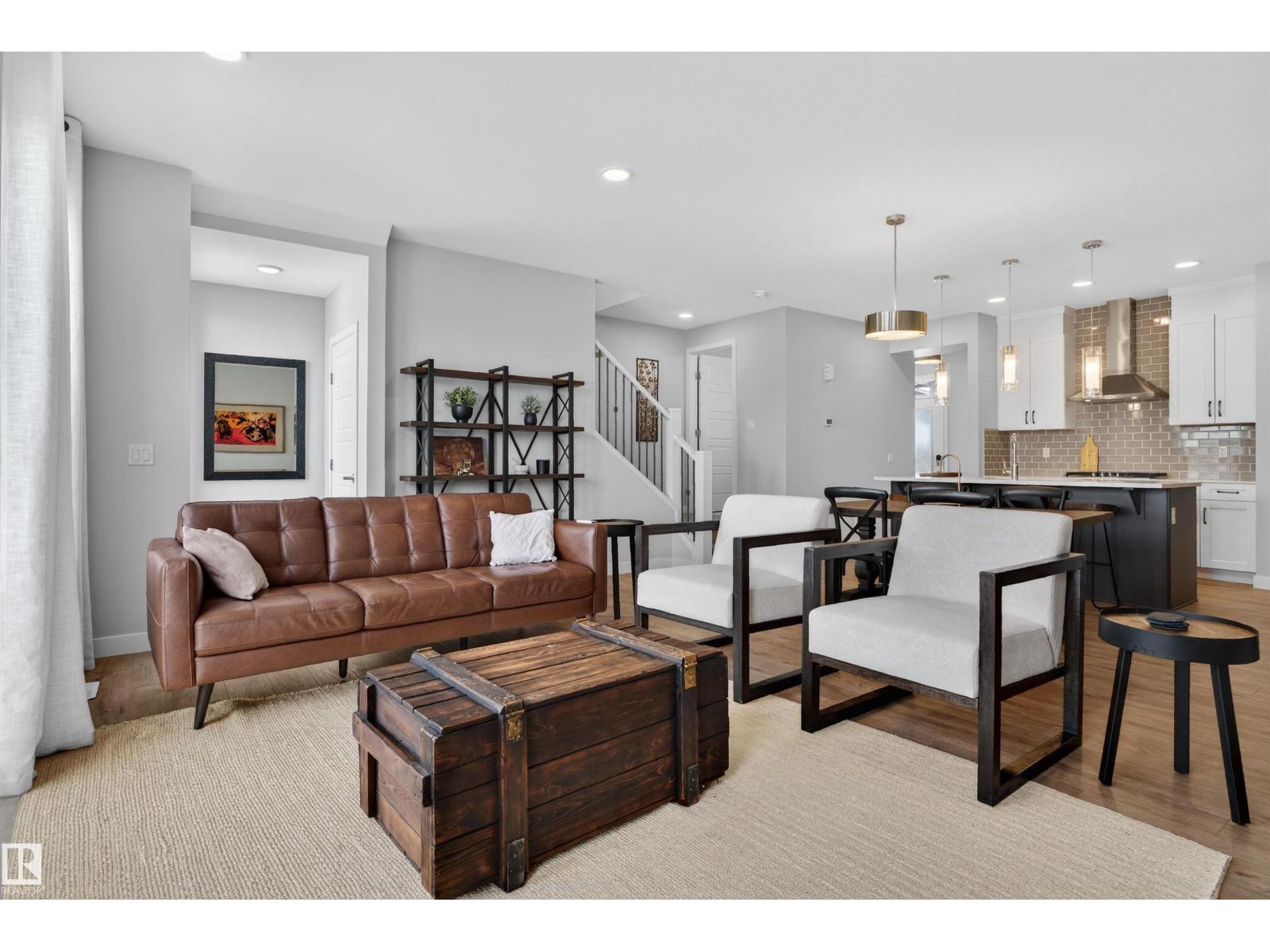 3230 PARKER LOOP SW, Edmonton