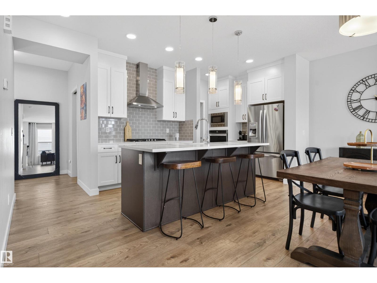 3230 PARKER LOOP SW, Edmonton