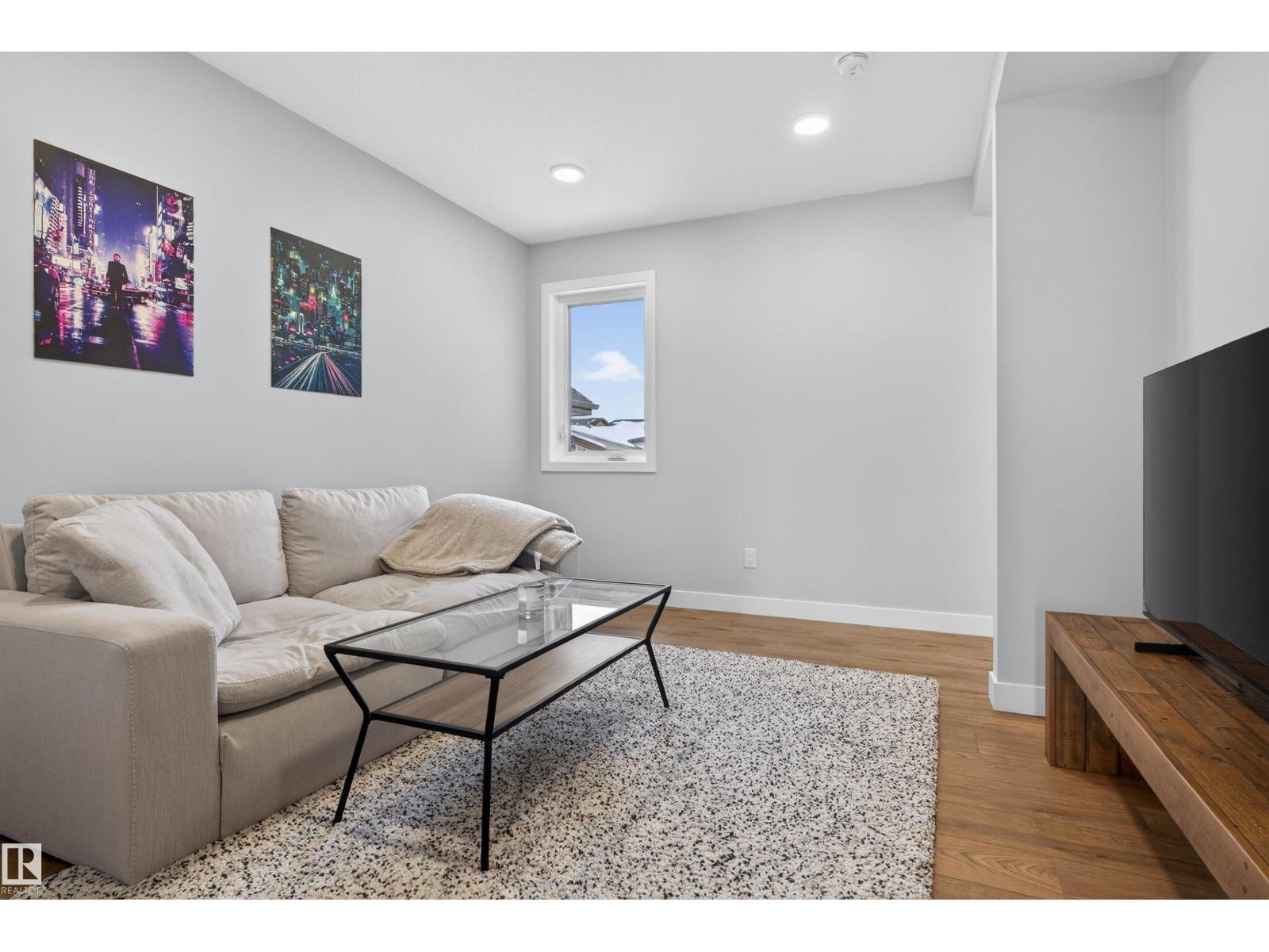 3230 PARKER LOOP SW, Edmonton