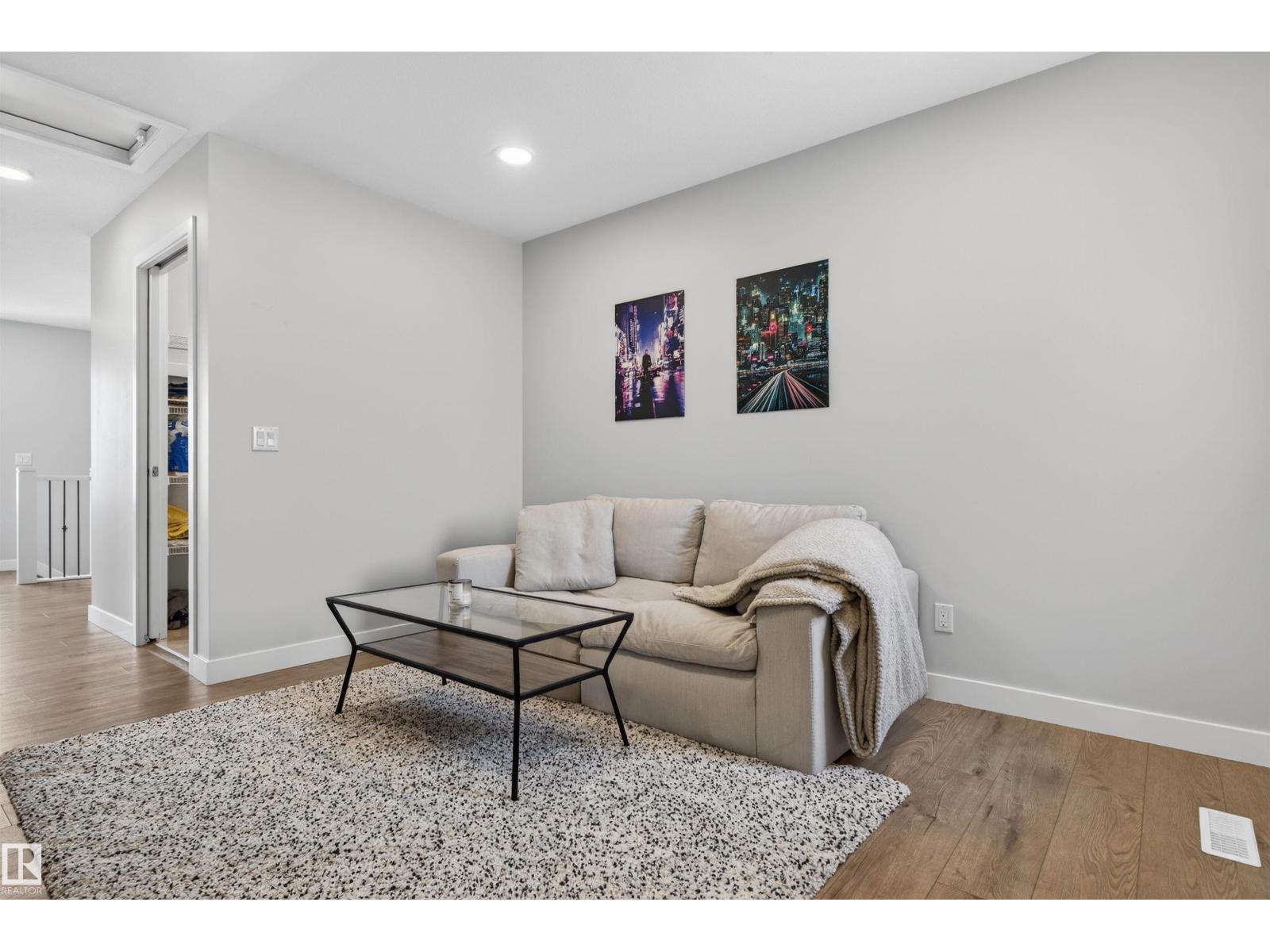 3230 PARKER LOOP SW, Edmonton