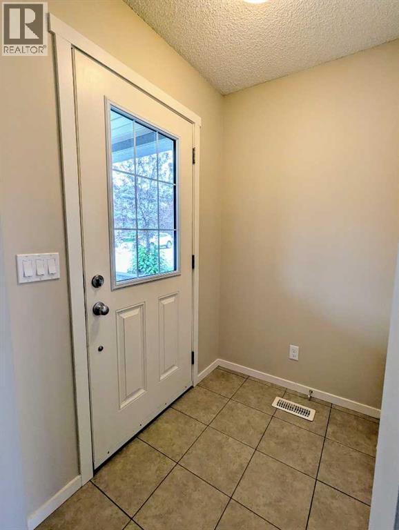 Single Family House for Sale in  Evansborough Way NW Evanston Calgary 