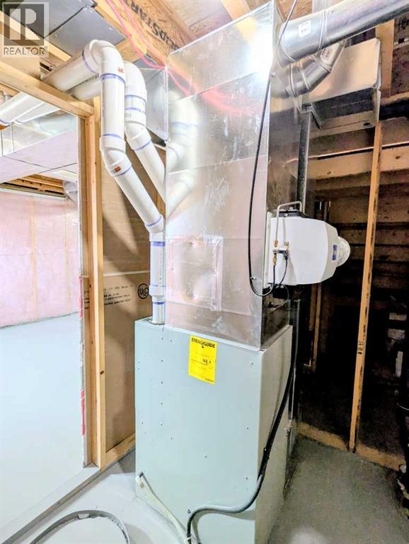 Single Family House for Sale in  Evansborough Way NW Evanston Calgary 