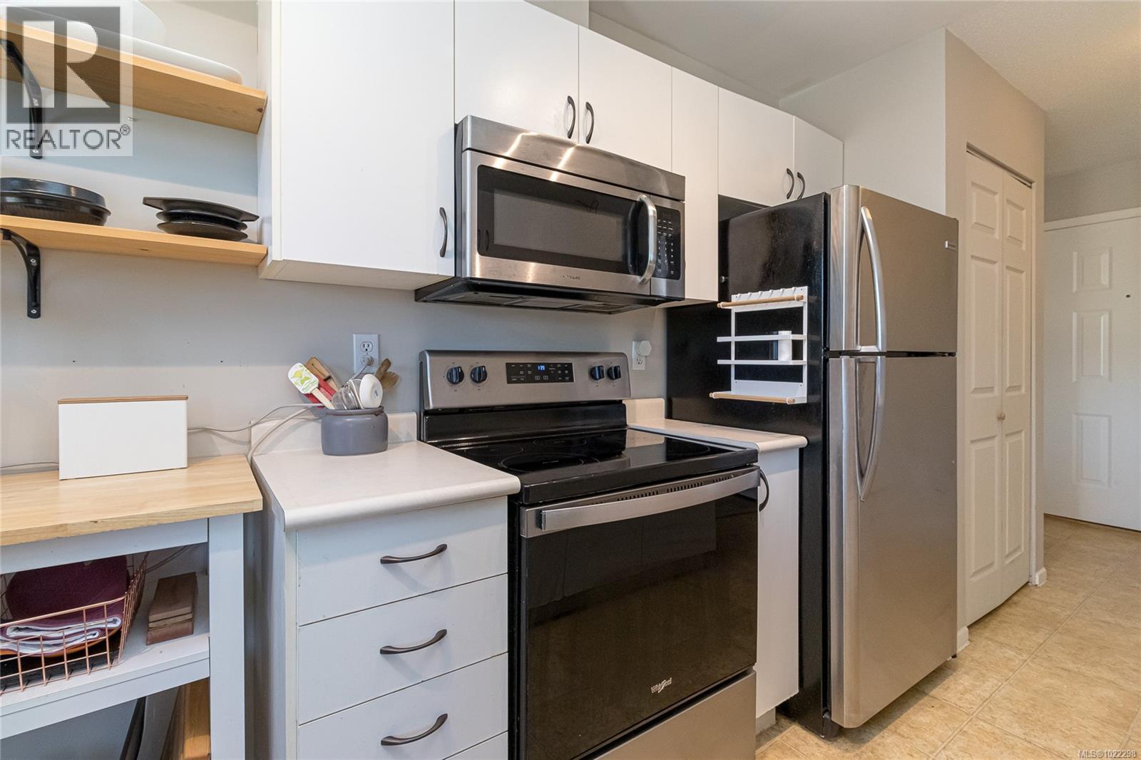 403 1028 Balmoral Road, Victoria