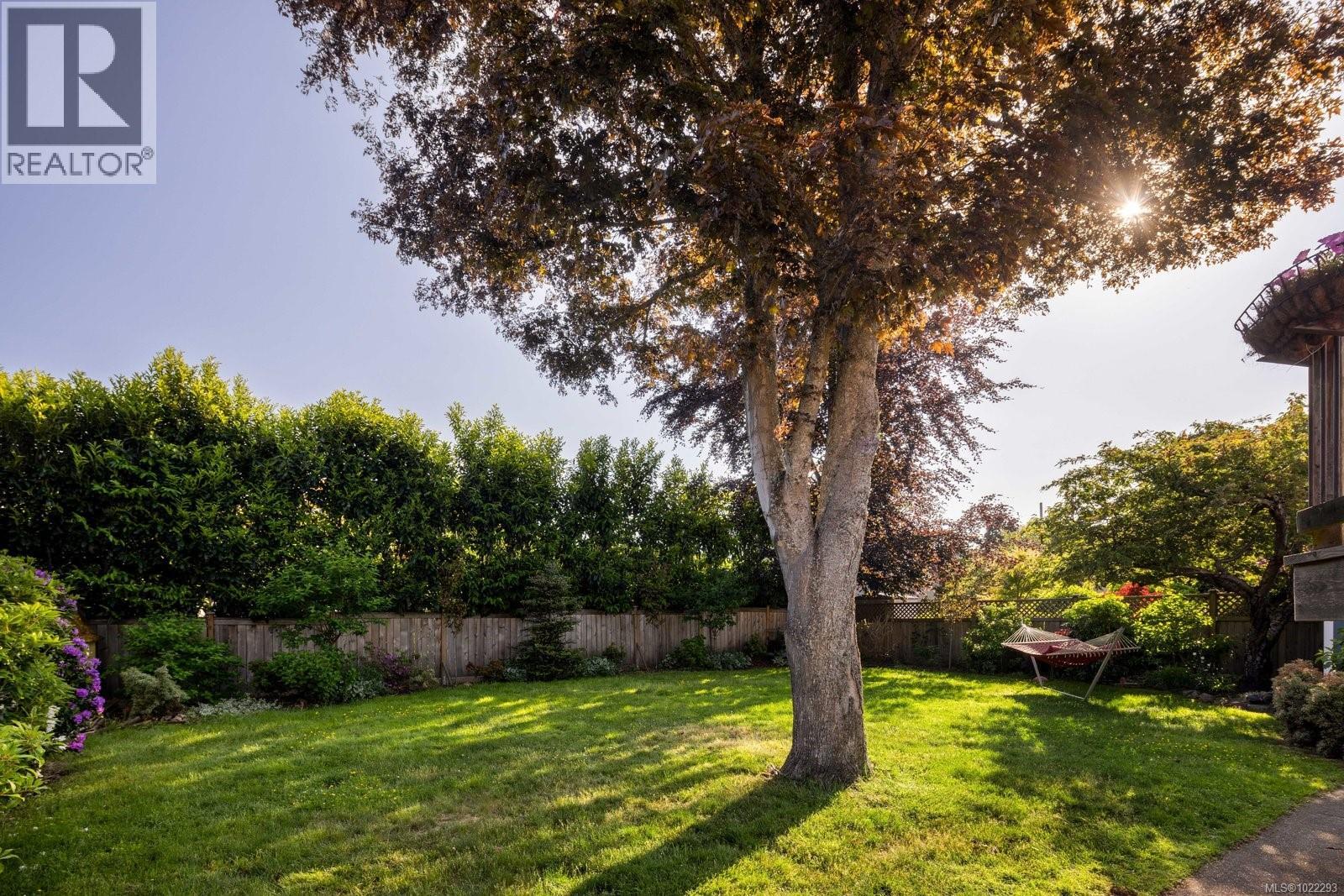  2535 Dalhousie Street, Oak Bay