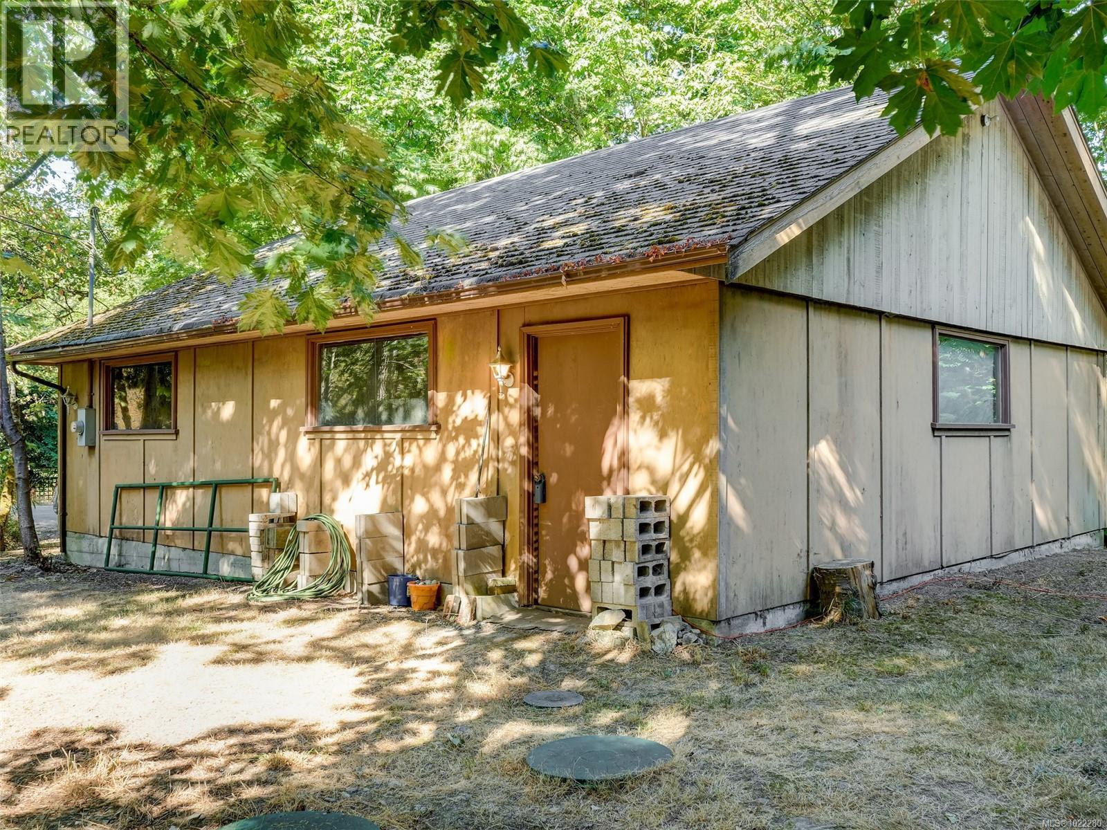  5142 West Saanich Road, Saanich